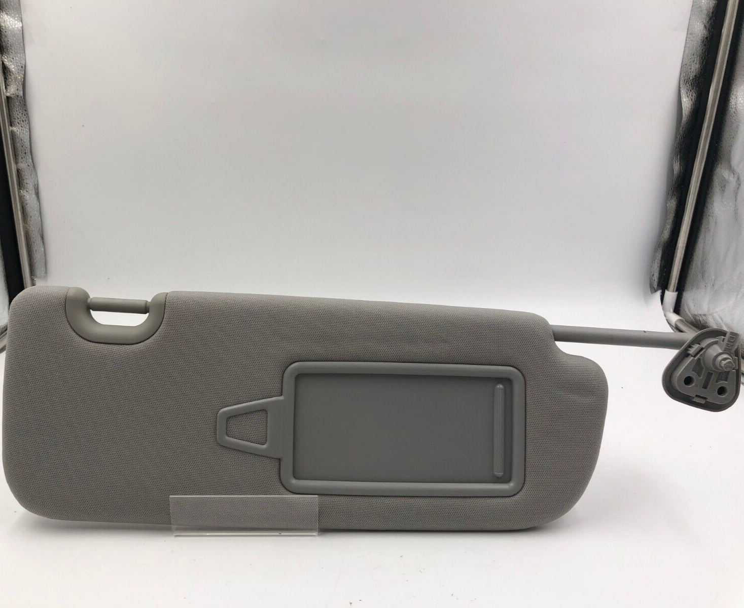 2013-2019 Hyundai Santa Fe Passenger Sun Visor Gray Illuminated OEM C03B23050