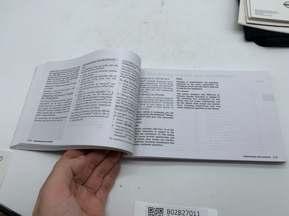 2013 Nissan Murano Owners Manual Set with Case OEM B02B27011