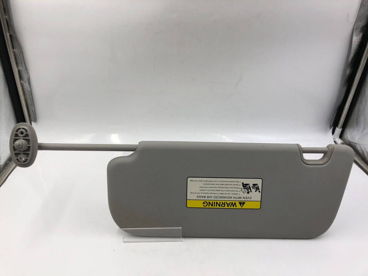 2014-2019 Kia Soul Passenger Sun Visor Gray Illuminated OEM D01B34002