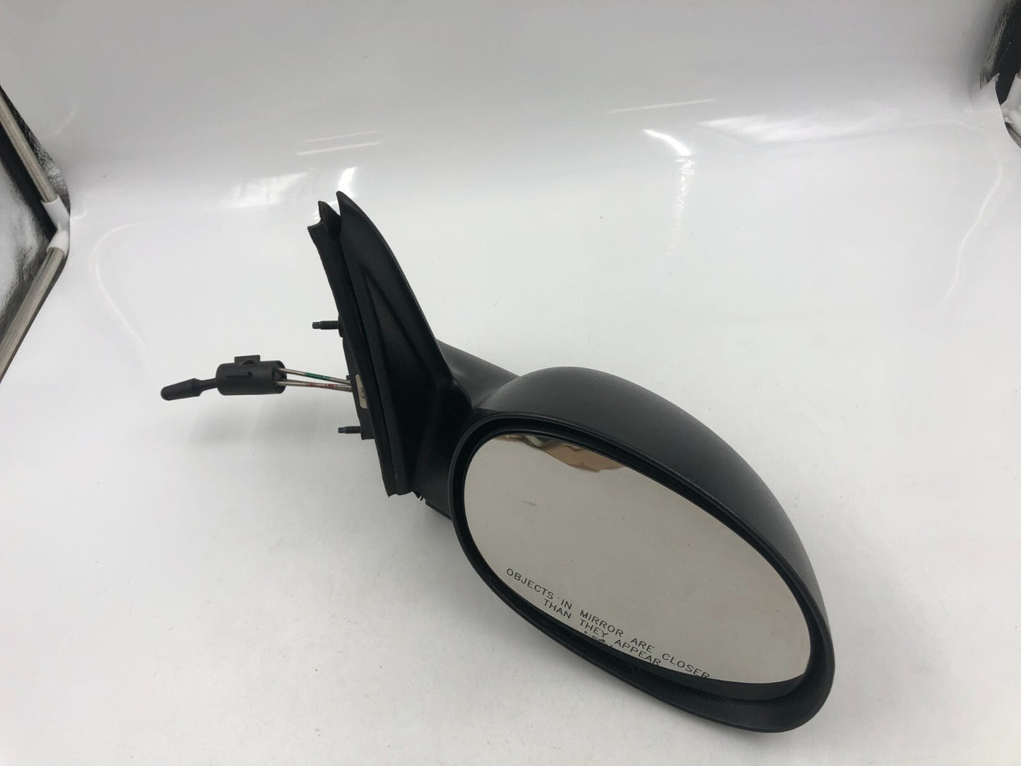 2004-2009 Chrysler PT Cruiser Passenger Side View Manual Door Mirror C02B65005
