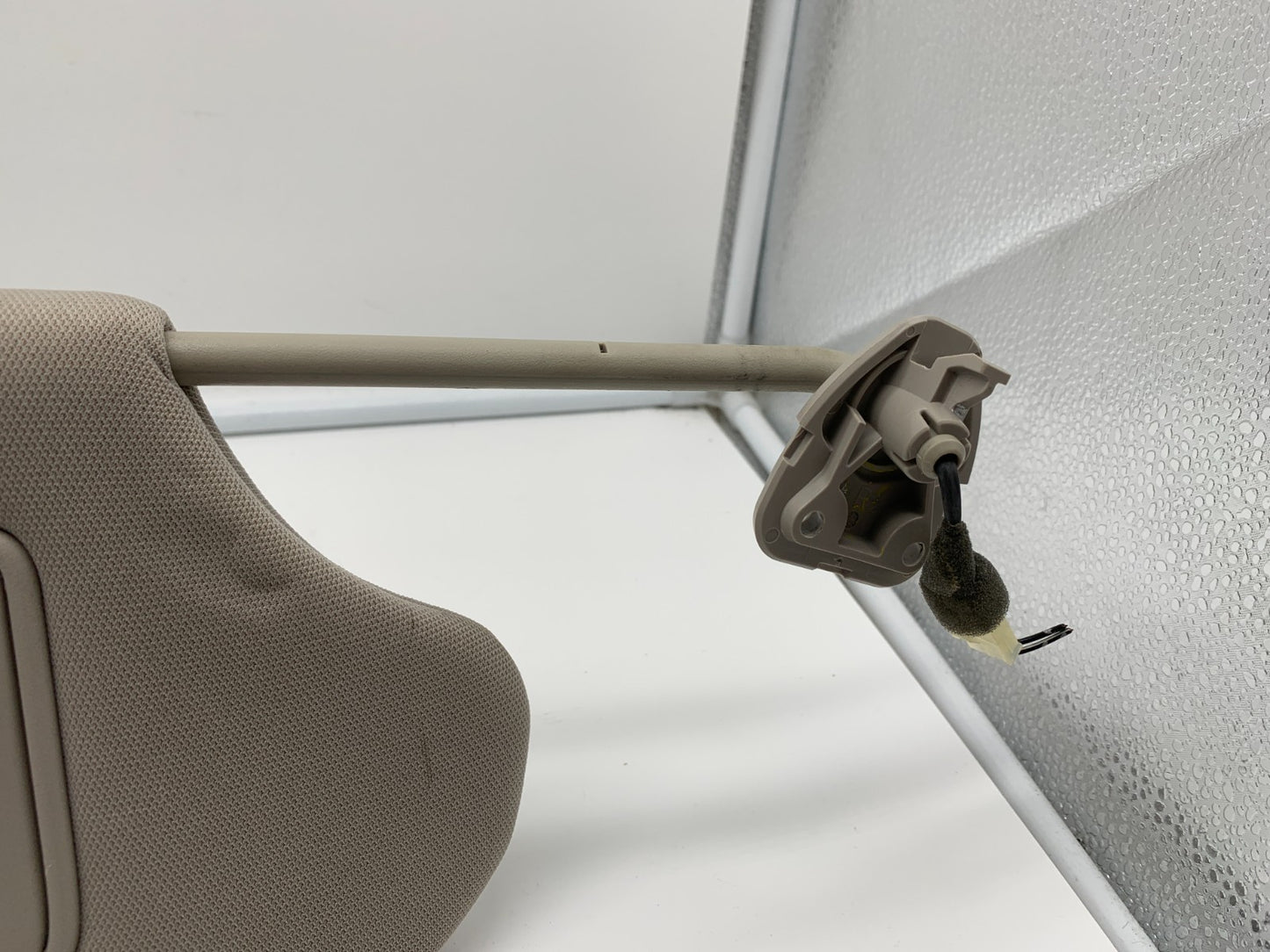 2013-2018 Nissan Altima Passenger Sun Visor Gray Illumination OEM E02B36058