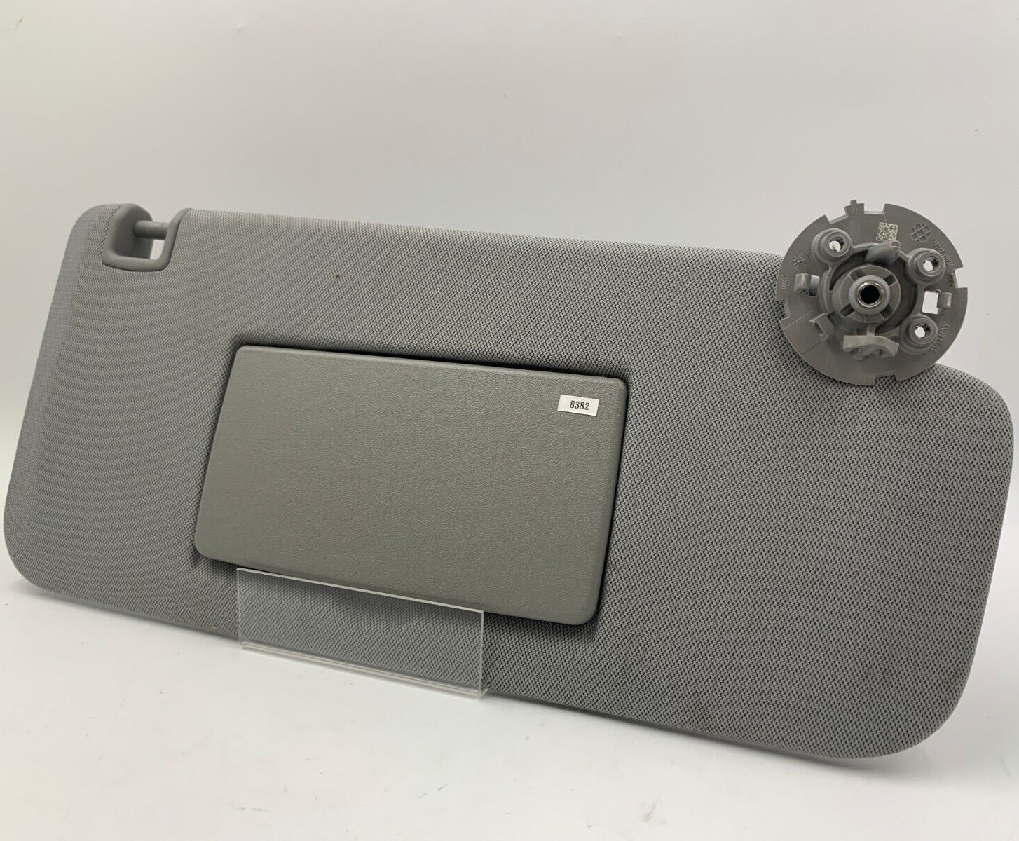 2017-2022 Chevrolet Trax Passenger Sun Visor Gray OEM B01B55093