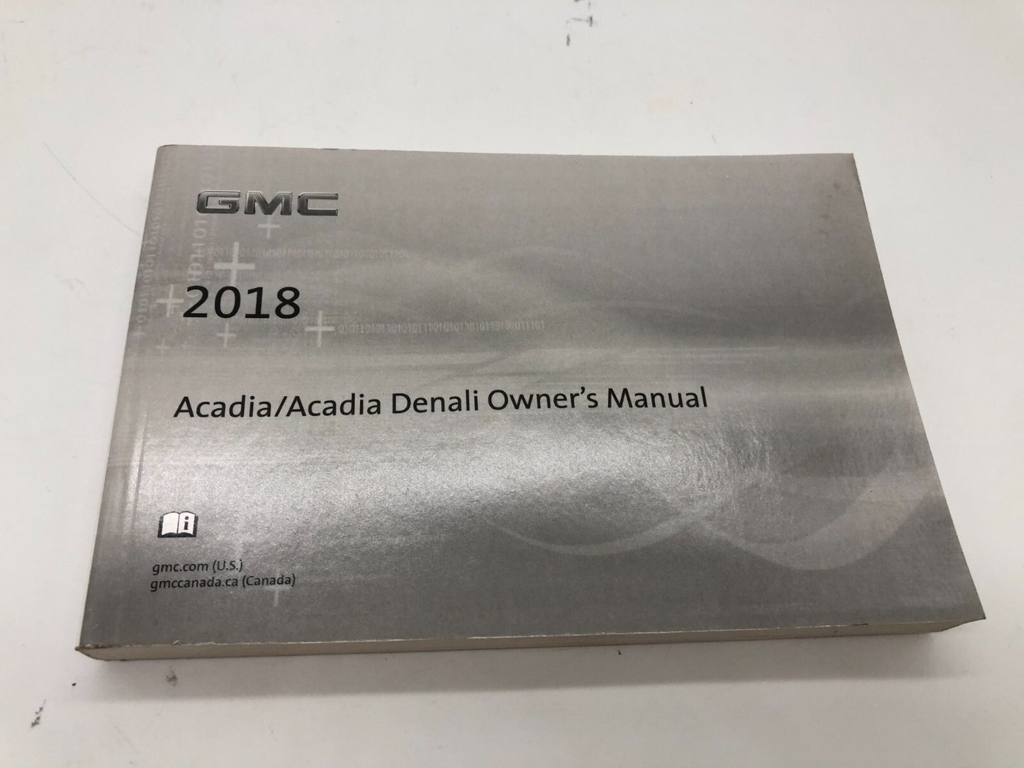 2018 GMC Acadia Owners Manual Set OEM E03B47006