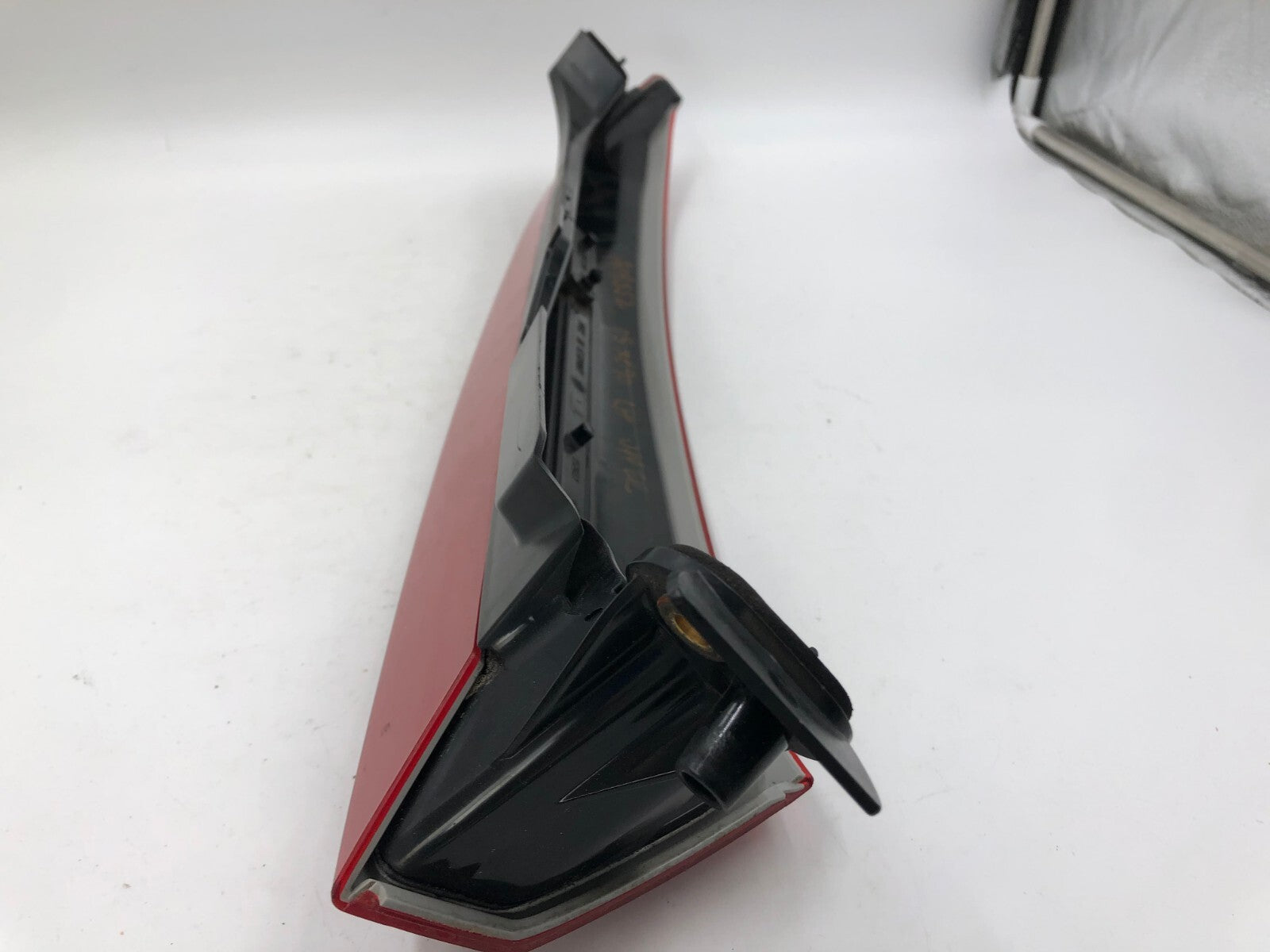 2003-2006 Volvo XC90 Driver Side Upper Tail Light Taillight OEM D03B05025