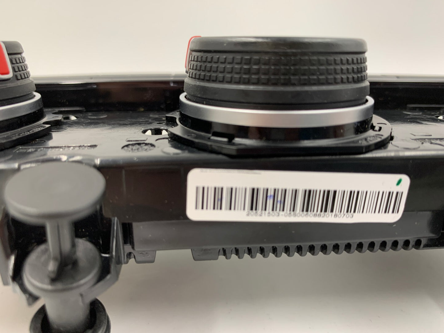 2018-2019 Volkswagen Golf AC Heater Climate Control Unit OEM C01B49050