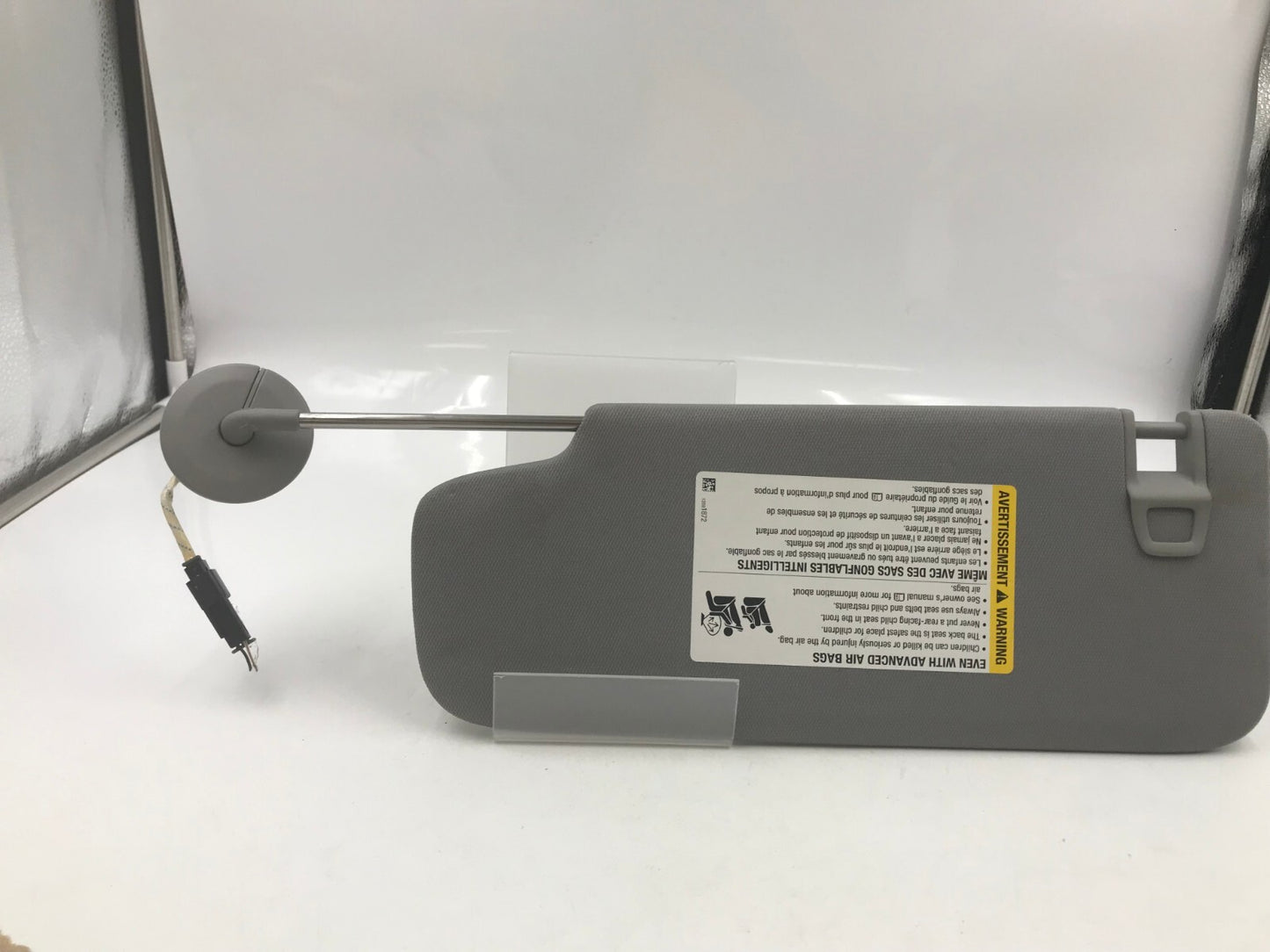 2010-2018 GMC Terrain Passenger Sun Visor Sunvisor Gray Illuminated A03B32083