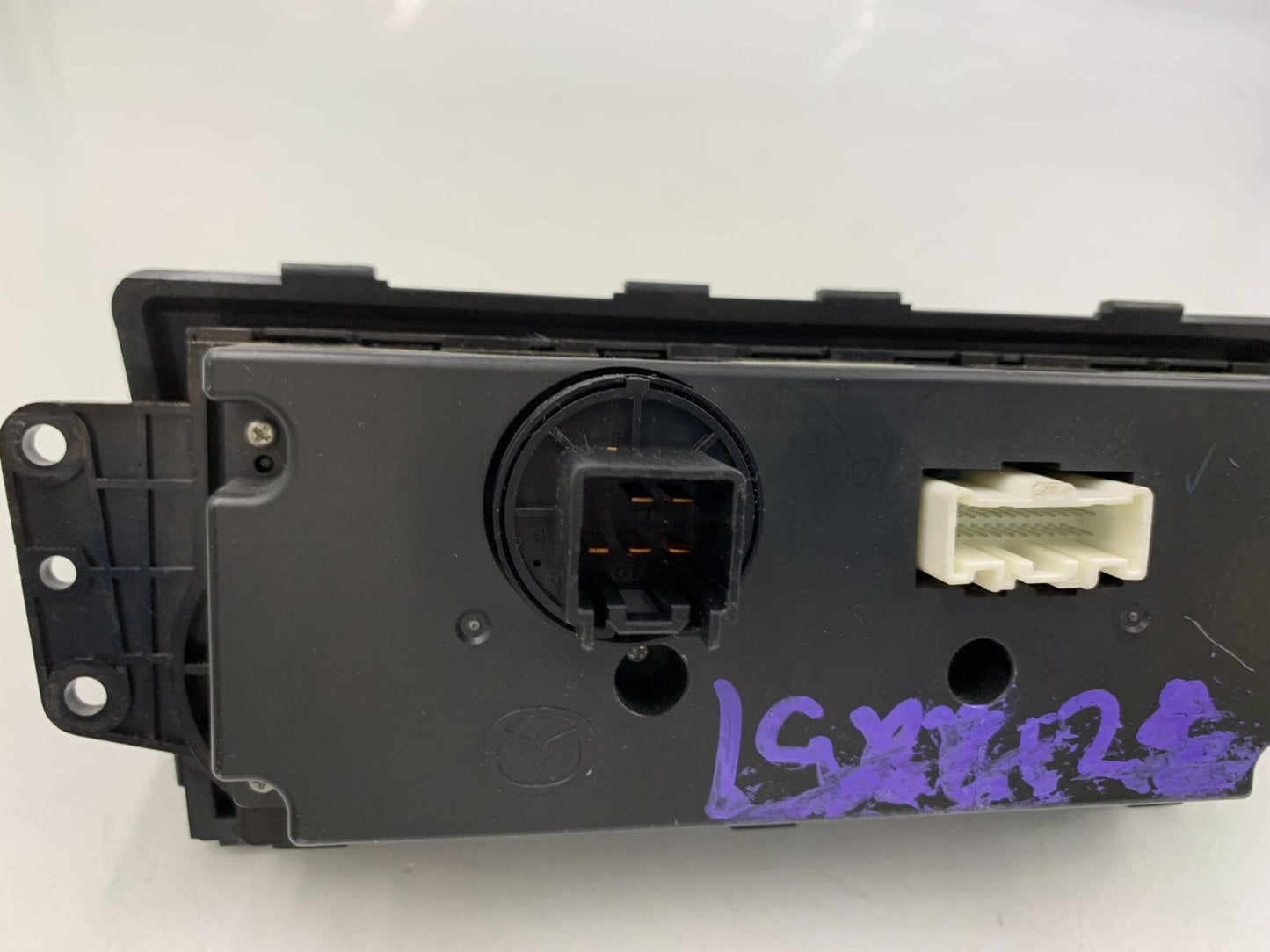 2009-2013 Mazda 6 AC Heater Climate Control Unit OEM C02B03044