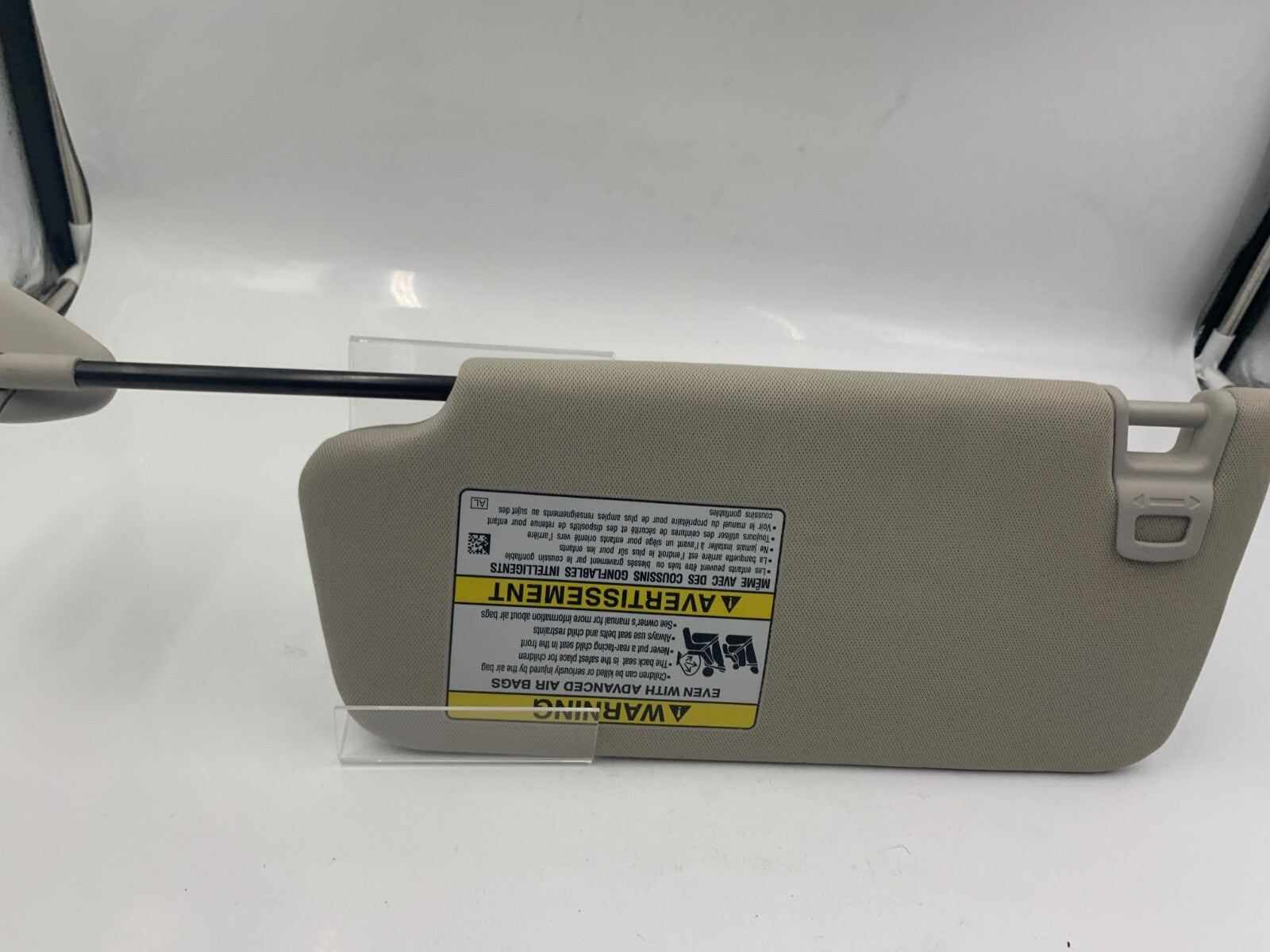 2015-2022 Subaru Legacy Passenger Sun Visor Beige Illuminated OEM C01B37063