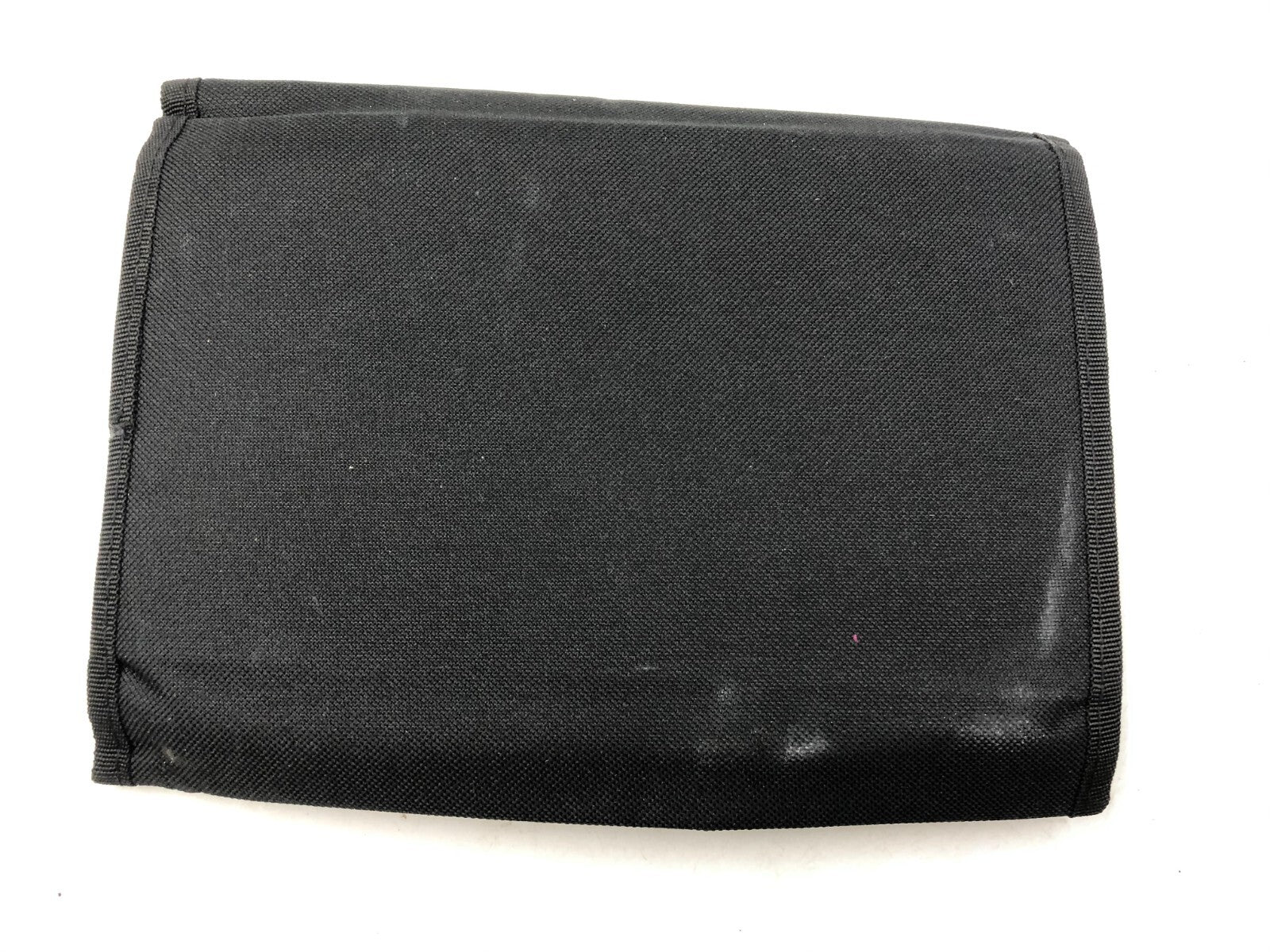 2019 Nissan Altima Sedan Owners Manual Set with Case OEM E01B69008