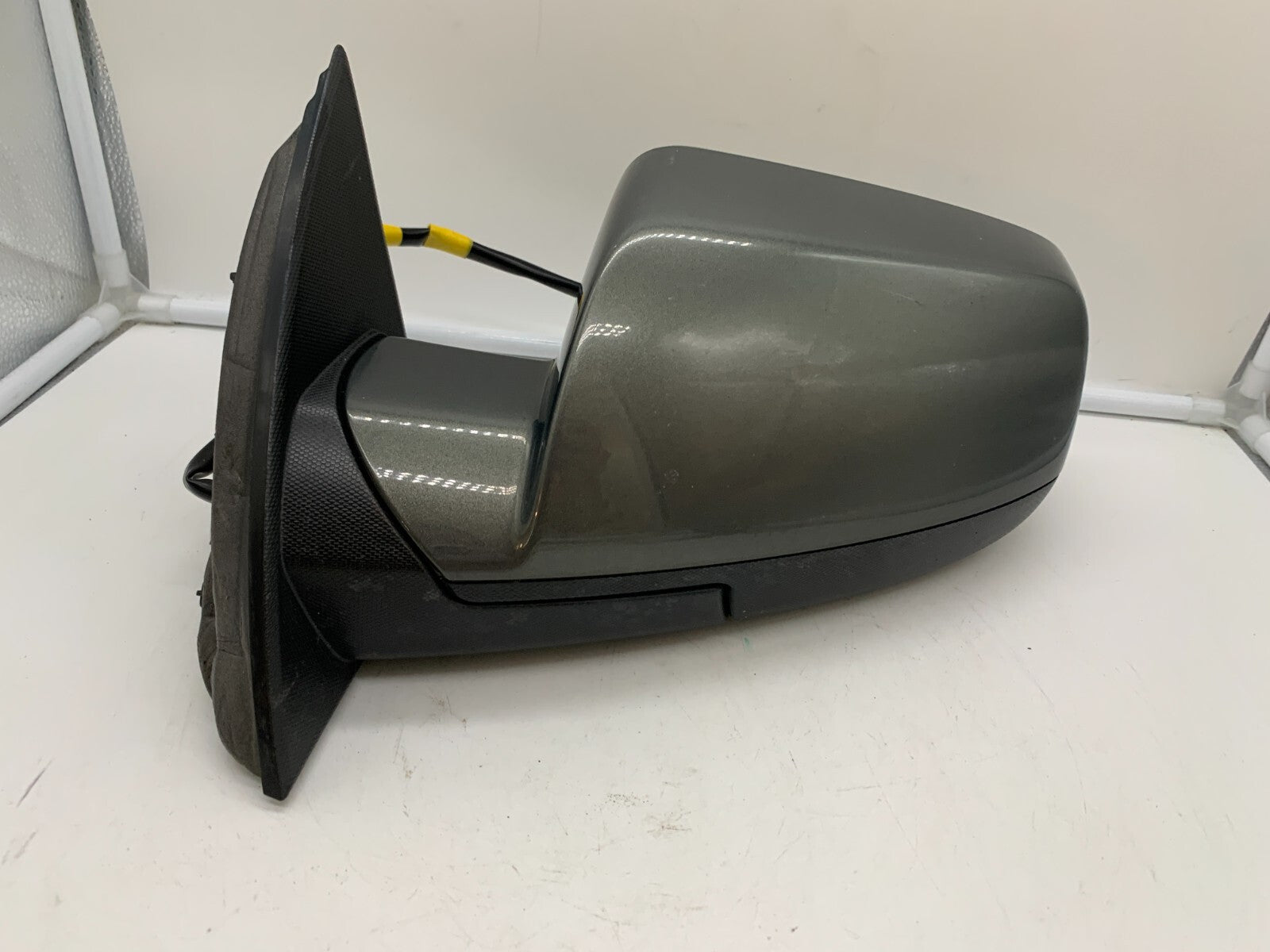 2011-2014 Chevrolet Equinox Driver Side Power Door Mirror Gray OEM C02B56018