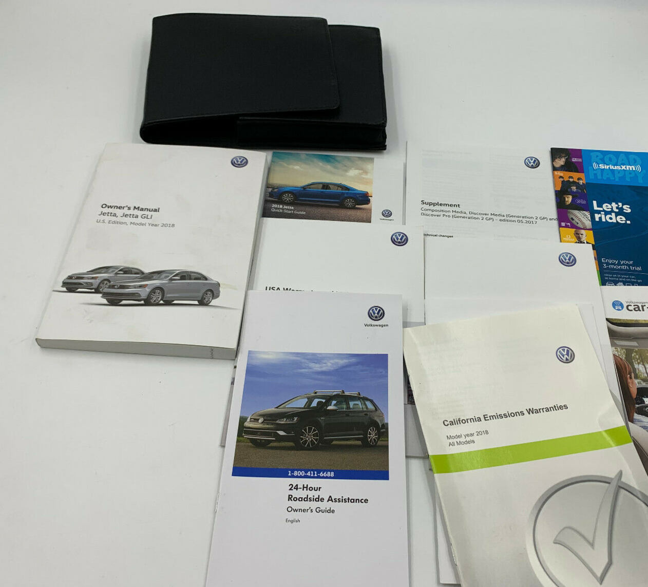 2018 Volkswagen Jetta GLI Owners Manual Set with Case OEM C03B67010