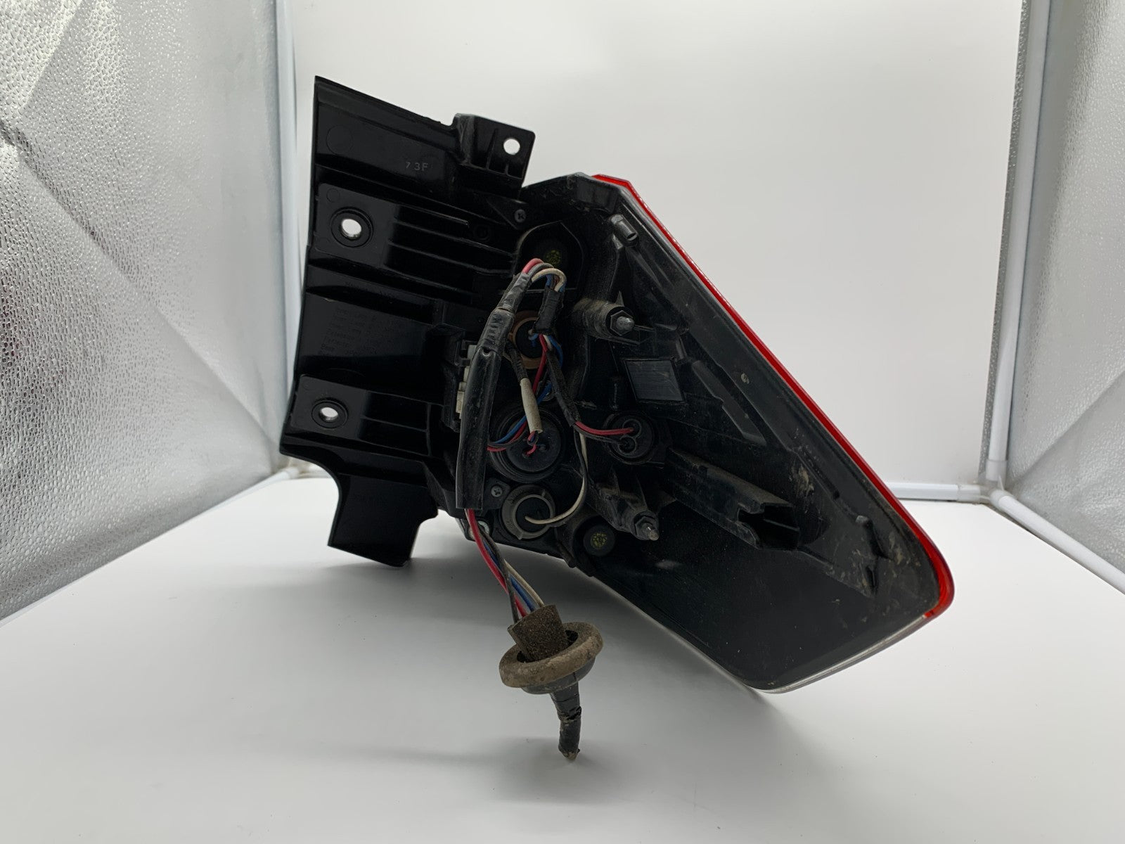 2017-2019 Nissan Rogue Driver Side Tail Light Taillight OEM A03B28084