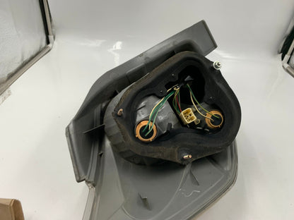 2003-2004 Toyota Matrix Passenger Side Taillight Tail Light OEM E02B67002