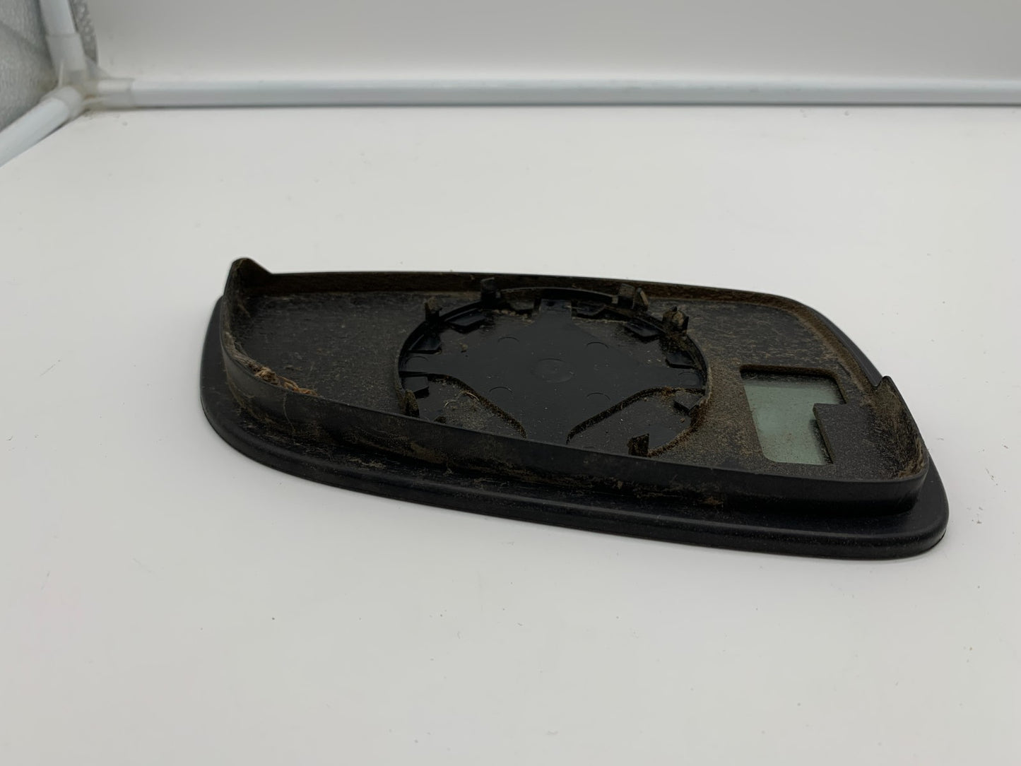 2008-2012 Chevrolet Malibu Driver Power Door Mirror Glass Only OEM D04B46005