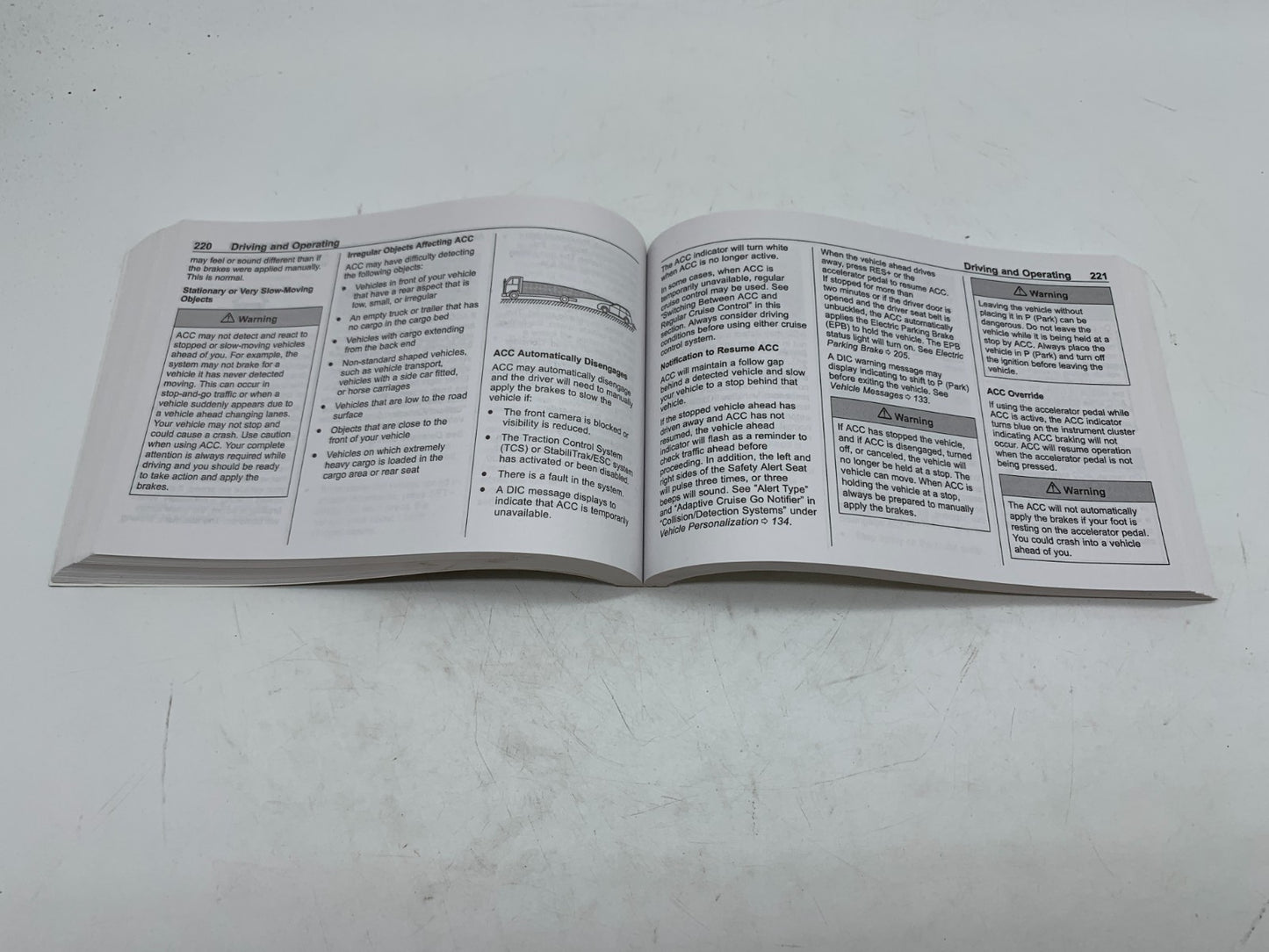 2020 Chevrolet Equinox Owners Manual OEM C02B04008