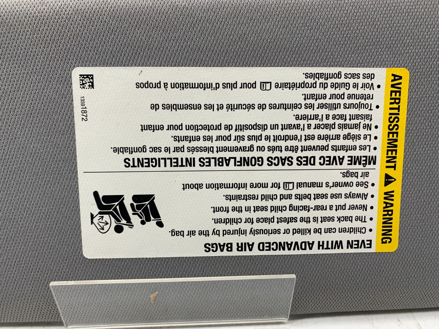 2020-2022 Chevrolet Equinox Passenger Sun Visor Gray OEM B04B56009