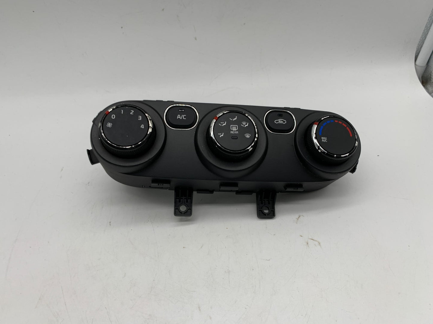 2017-2018 Kia Forte Climate Control AC Heater Unit OEM A04B43005