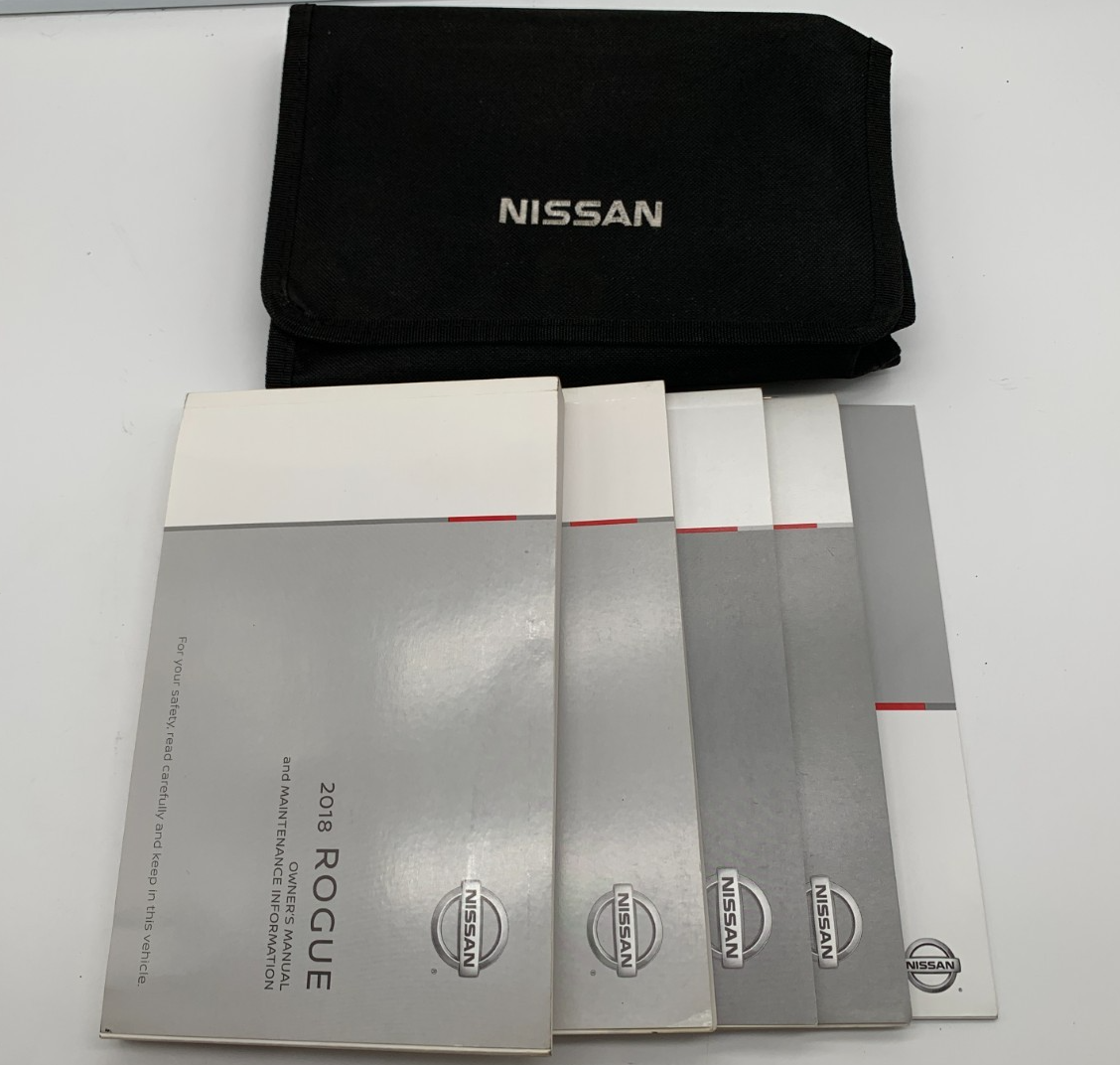 2012 Nissan Maxima Owners Manual Set with Case OEM C03B35003