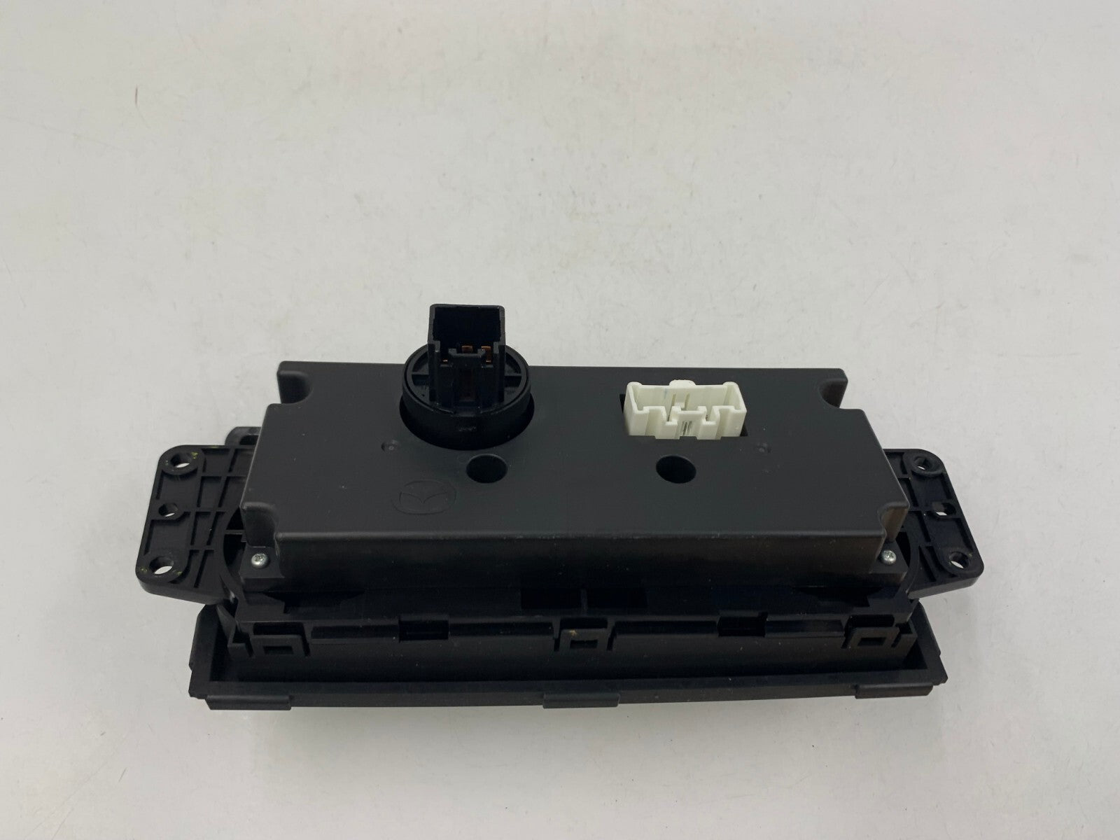 2009-2013 Mazda 6 AC Heater Climate Control Unit OEM B02B39044