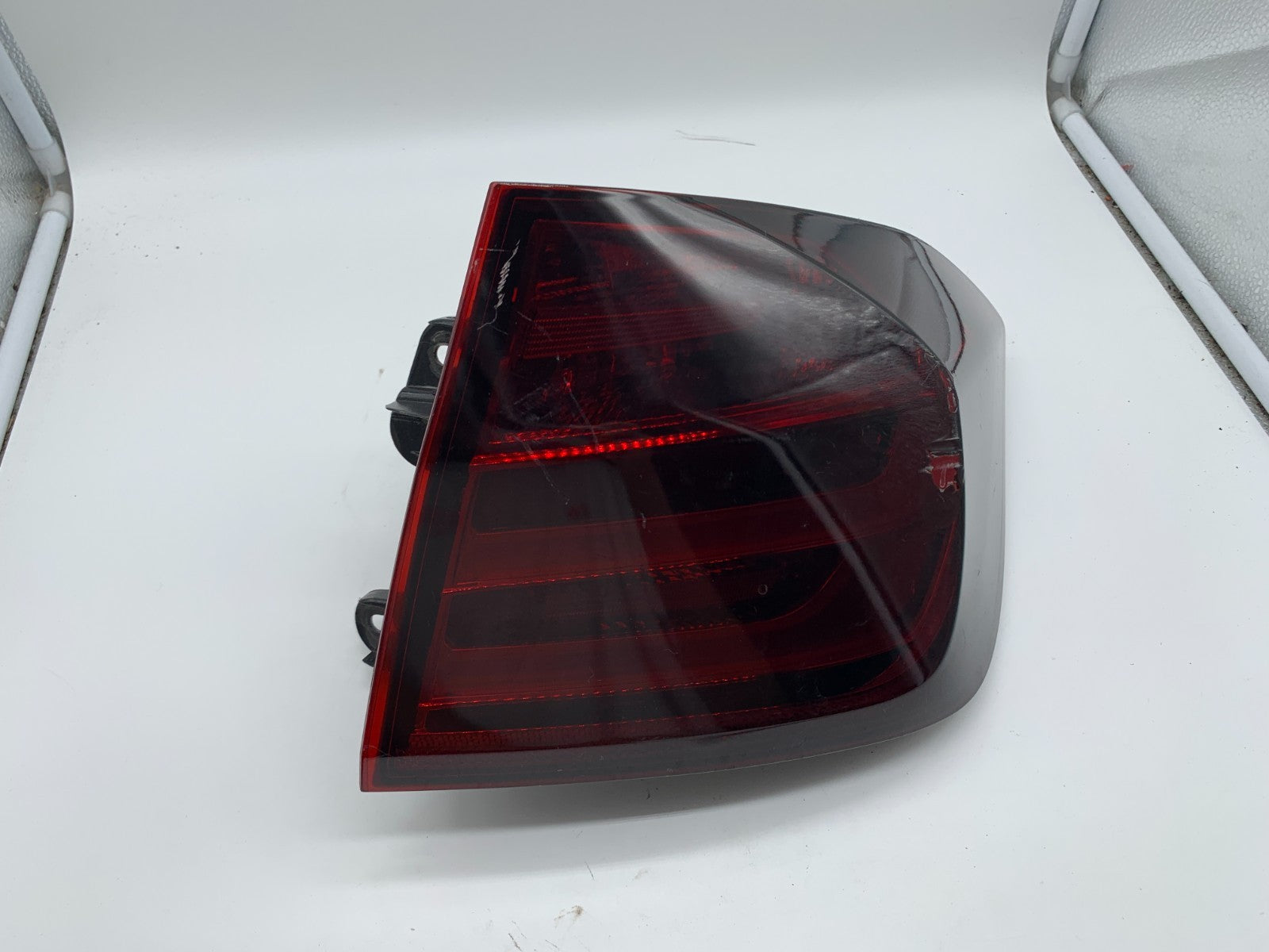 2012-2015 BMW 320 Passenger Side Tail Light Taillight OEM D02B69010