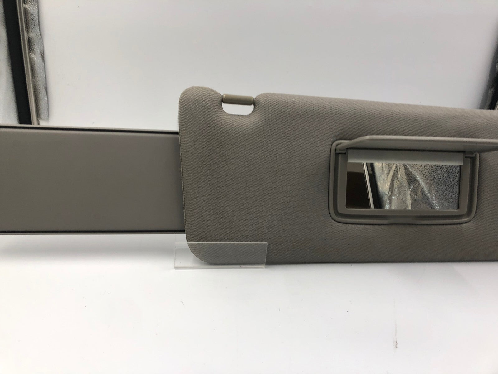 2004-2010 Infiniti QX56 Passenger Sun Visor Gray Illuminated OEM A03B10071