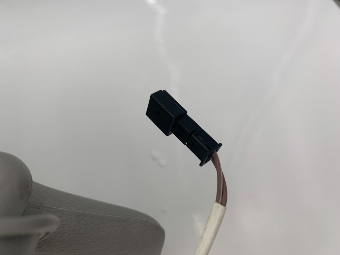 2007-2010 BMW X3 Passenger Sun Visor Sunvisor Gray Illuminated OEM E02B40057