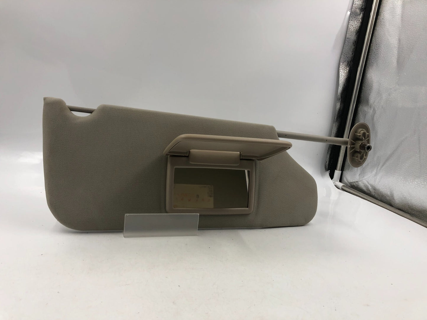 2005-2010 Jeep Grand Cherokee Passenger Sun Visor Gray OEM D01B11079