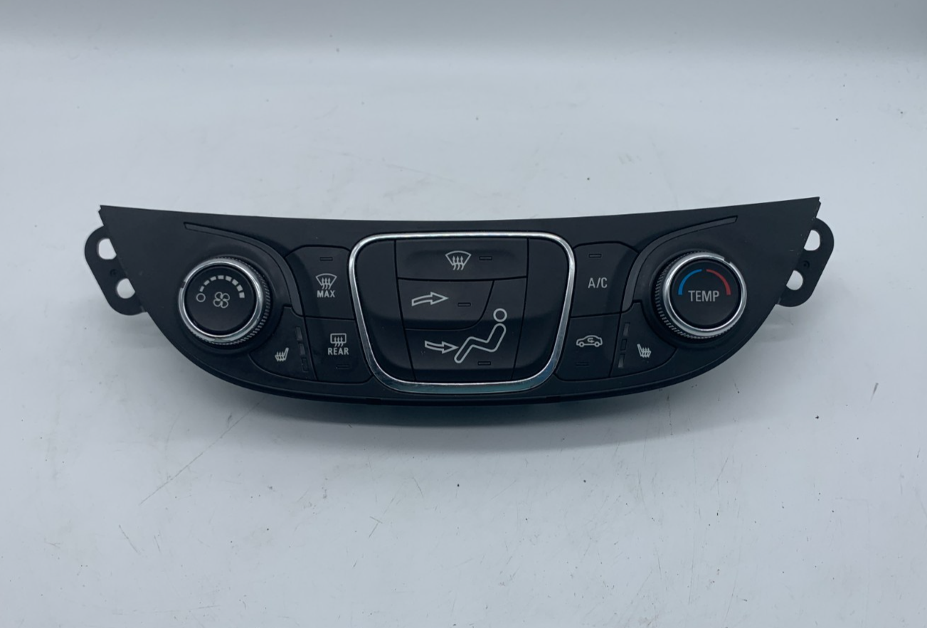 2016-2017 Chevrolet Malibu Climate Control AC Heater Unit OEM D02B64018