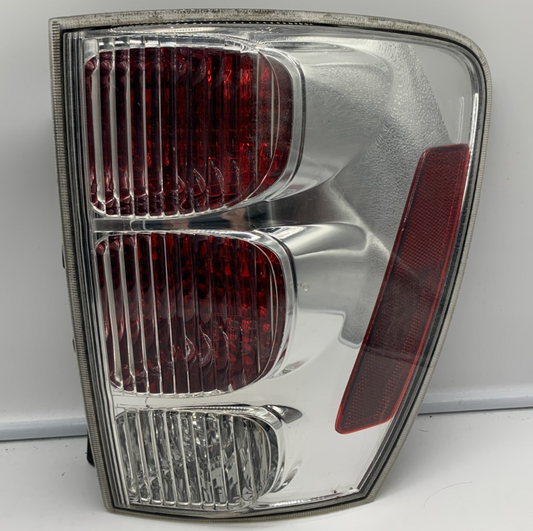 2005-2009 Chevrolet Equinox Passenger Side Tail Light Taillight OEM C01B40001