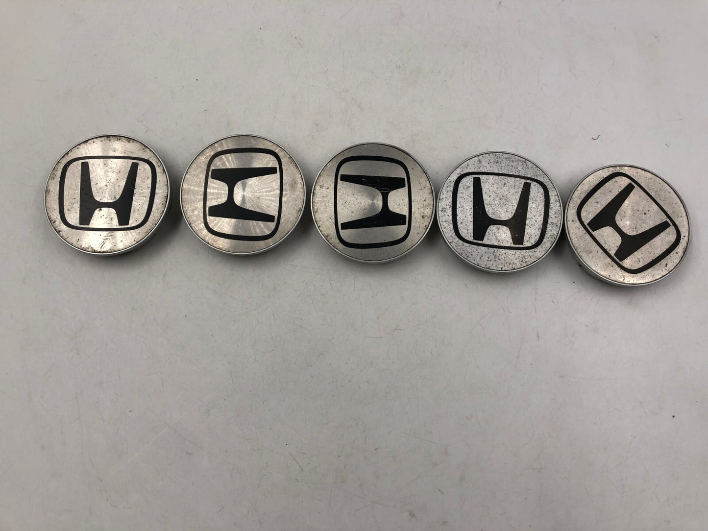 Honda Rim Wheel Center Cap Set Silver OEM D04B31085