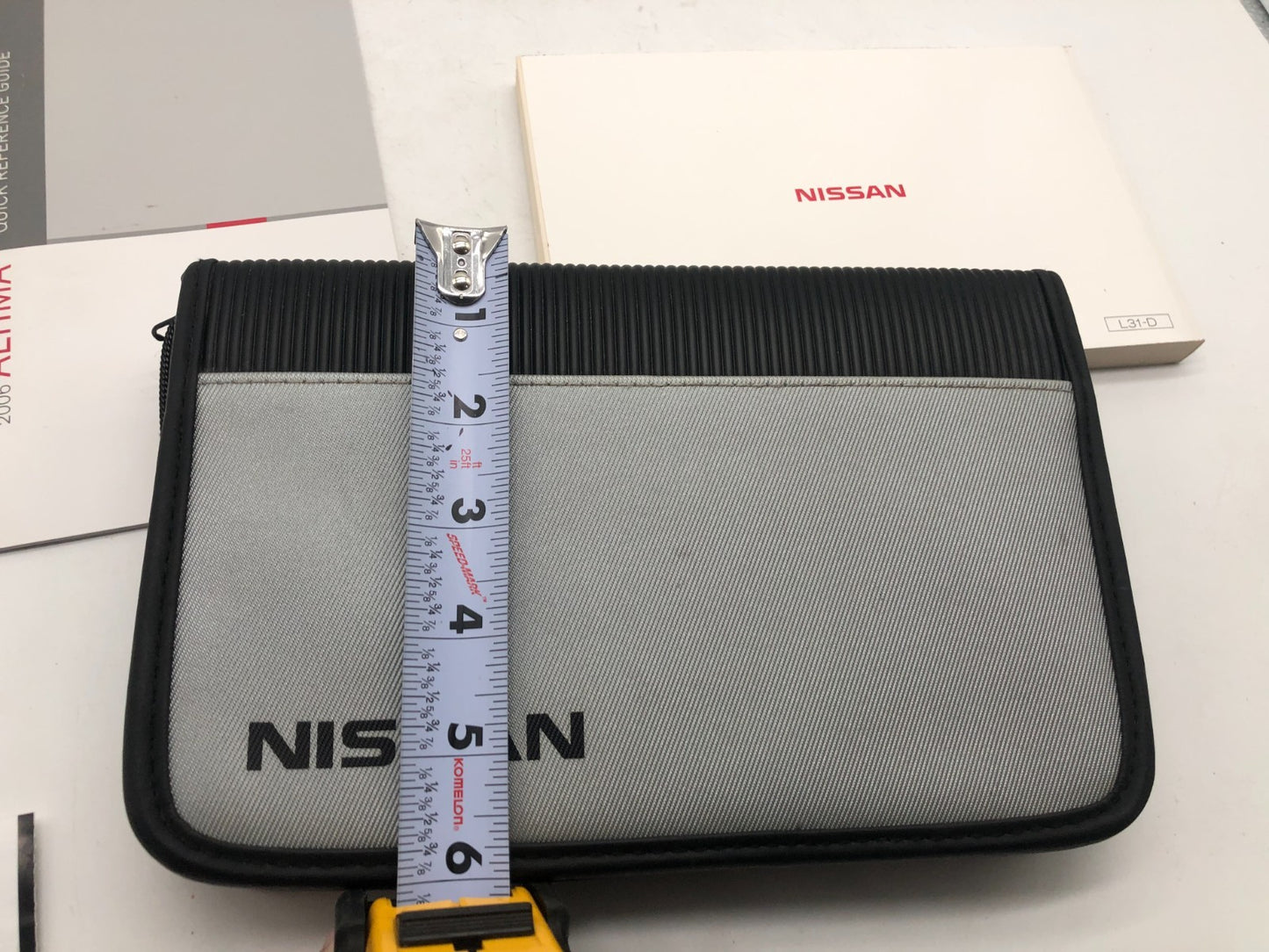 2006 Nissan Altima Owners Manual Set with Case OEM A01B05010