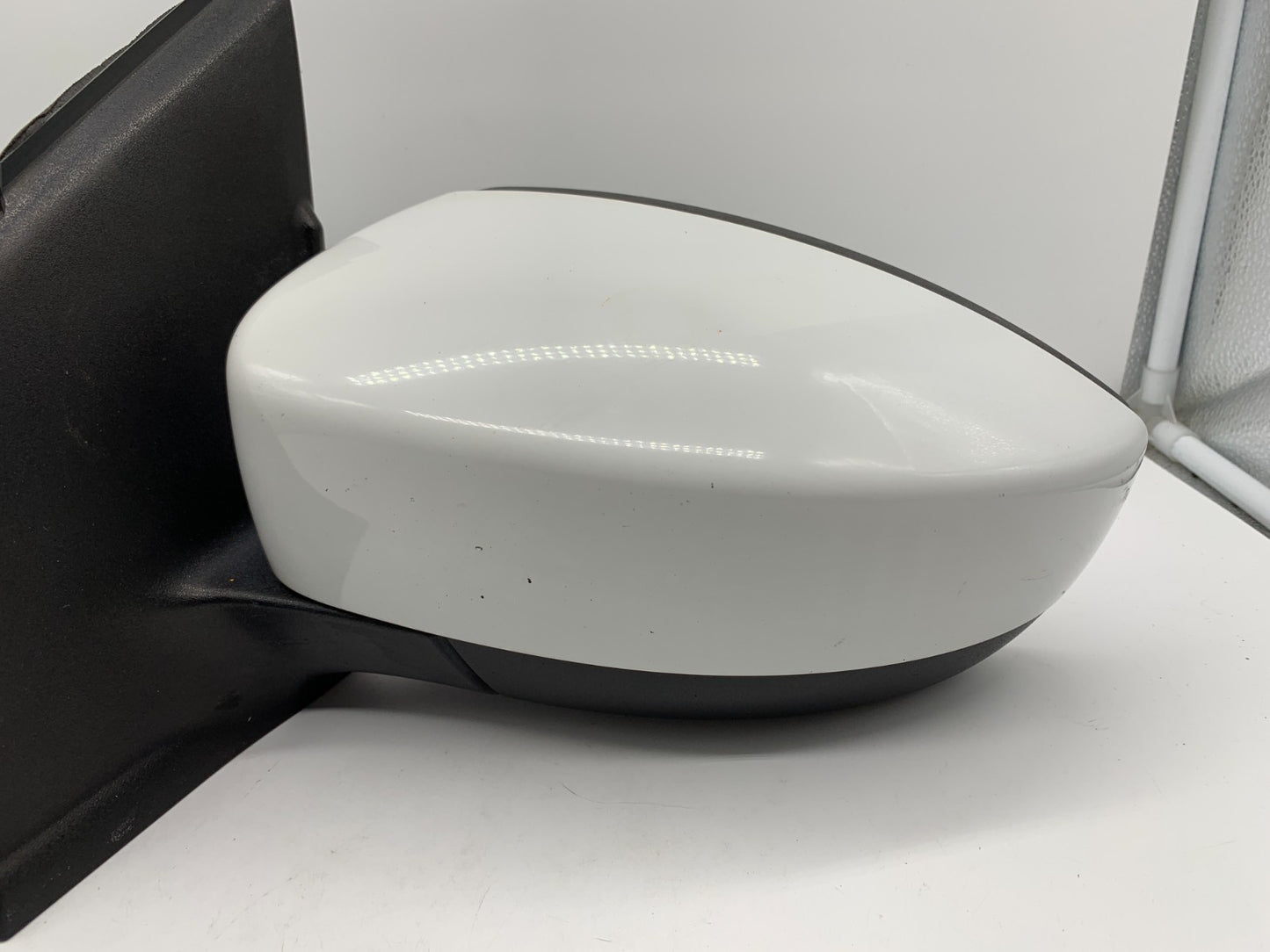 2013-2016 Ford Escape Driver Side View Power Door Mirror White OEM C02B14051