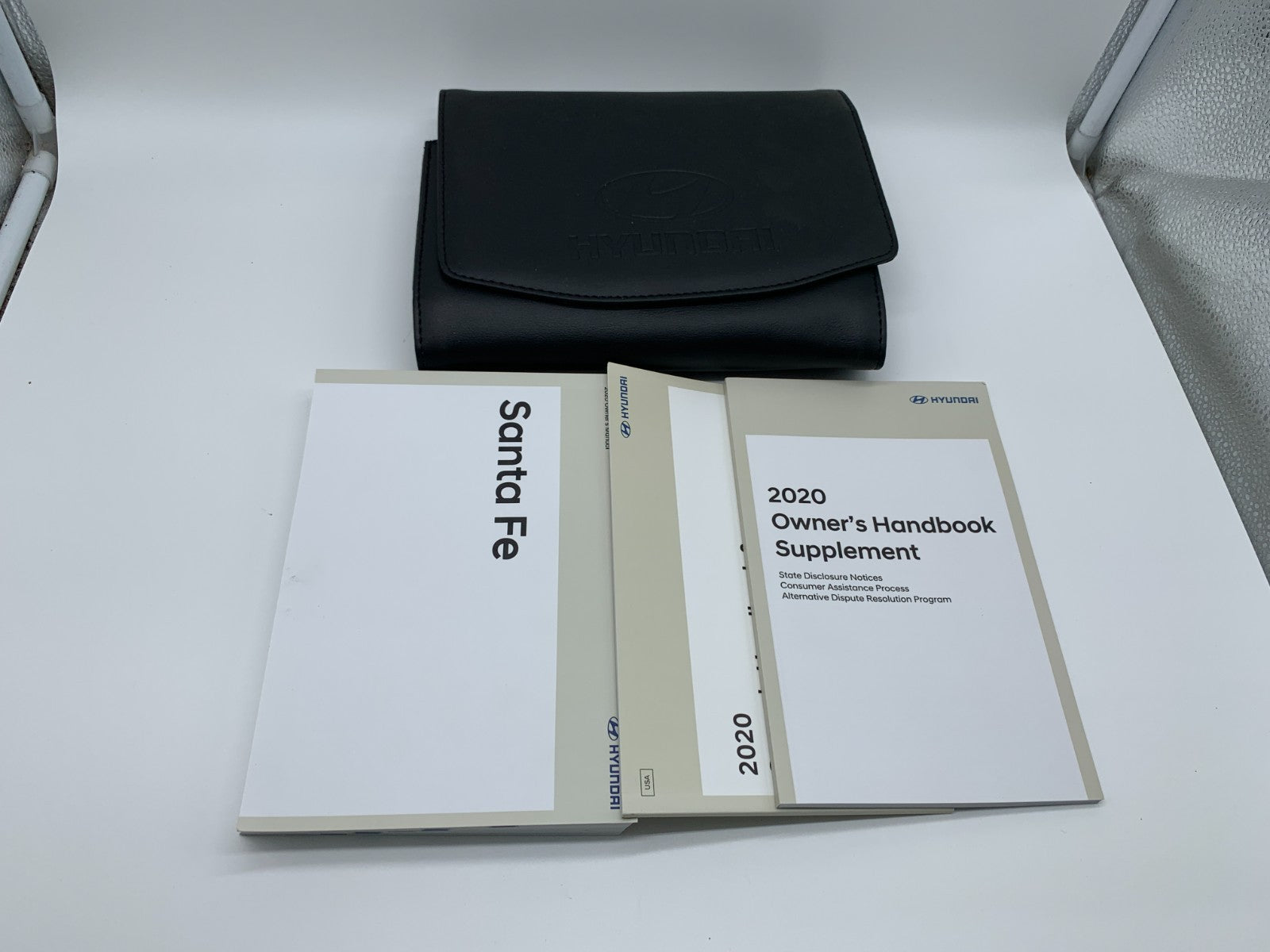 2020 Hyundai Santa FE Owners Manual Set with Case OEM B04B48008