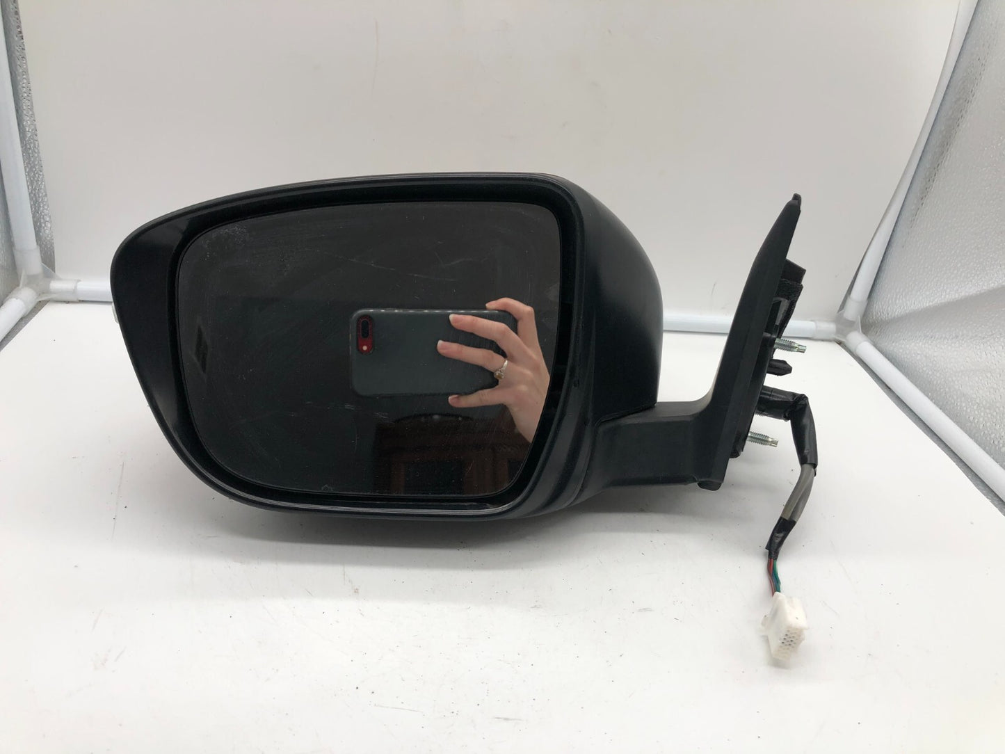 2016 Nissan Rogue Driver Side View Power Door Mirror Red OEM E03B16013