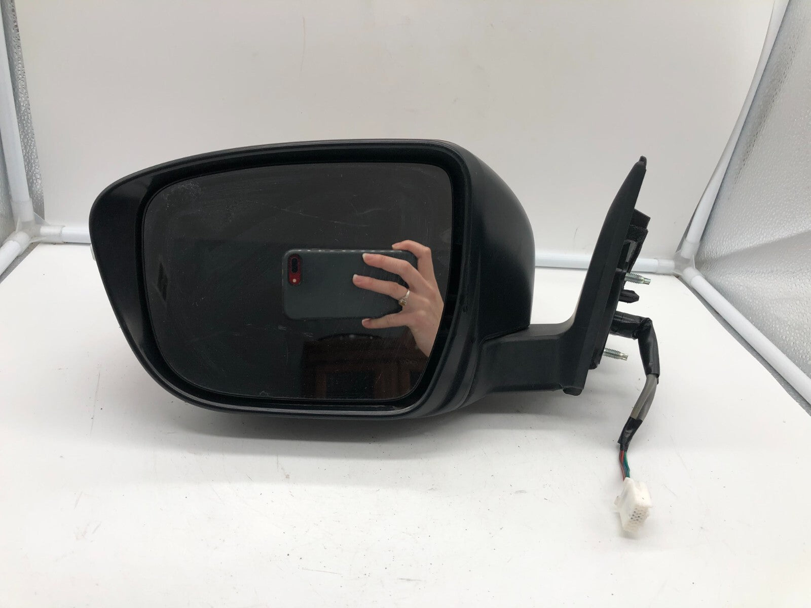 2016 Nissan Rogue Driver Side View Power Door Mirror Red OEM E03B16013