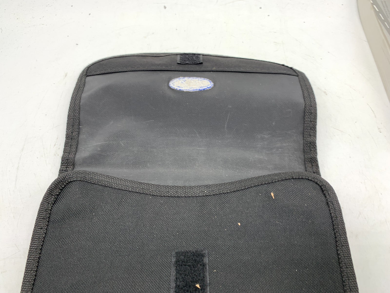 2019 Chevrolet Colorado Owners Manual Set with Case OEM B01B16004