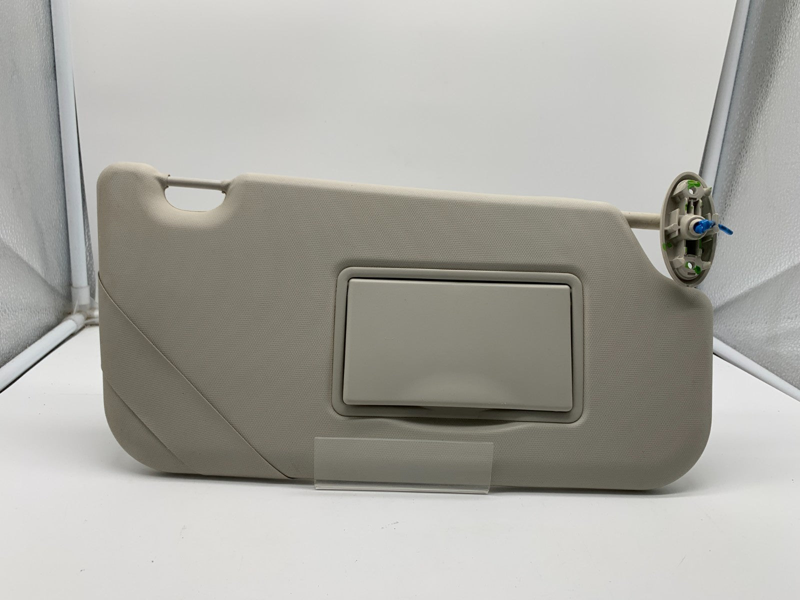 2012-2013 Ford Focus Passenger Sun Visor White OEM B04B43005