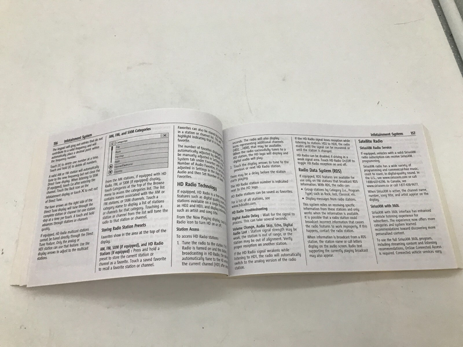 2021 Chevrolet Silverado 1500 Owners Manual Set OEM C04B36009