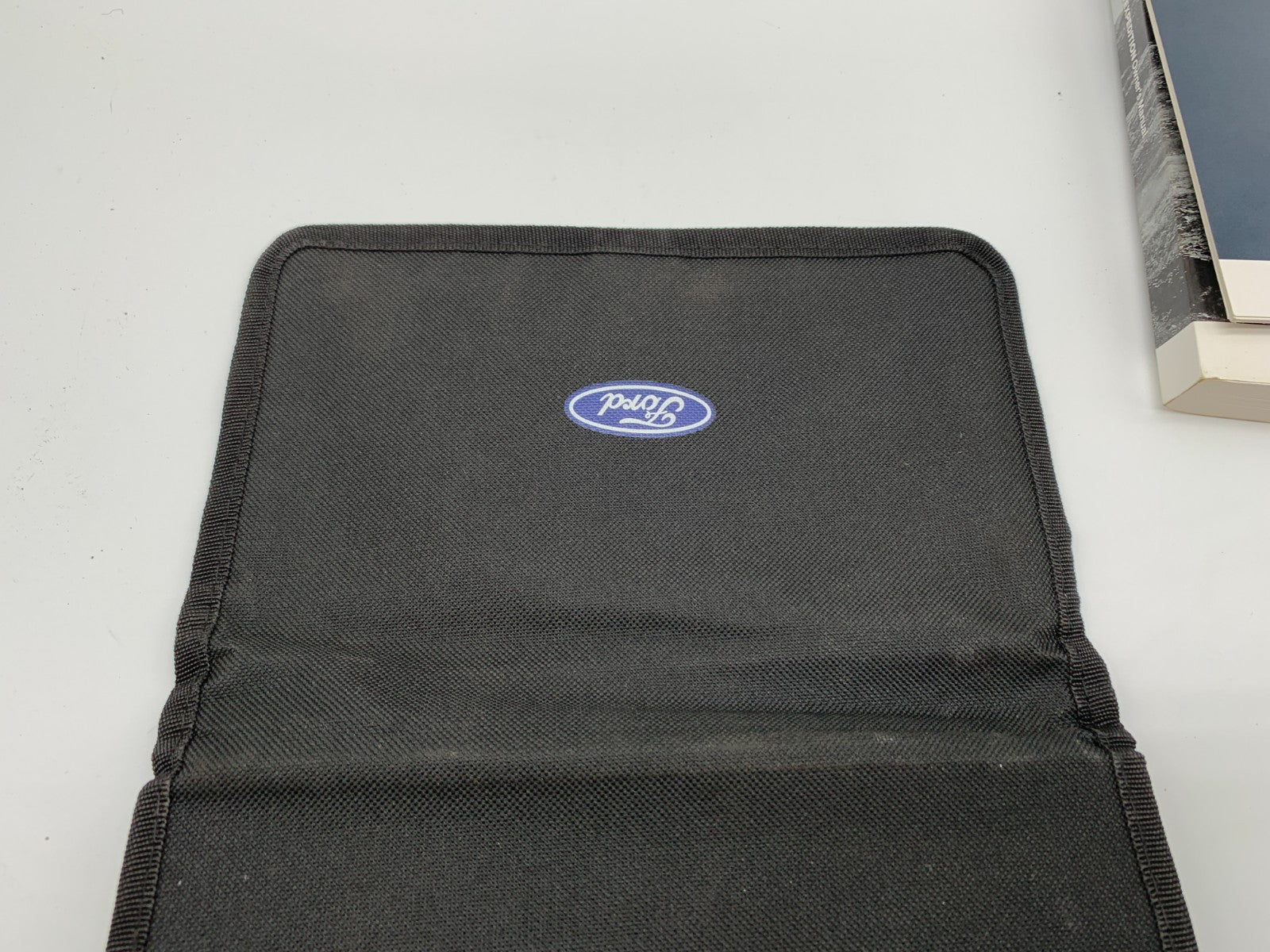 2018 Ford Expedition Owners Manual Set with Case OEM D02B65012