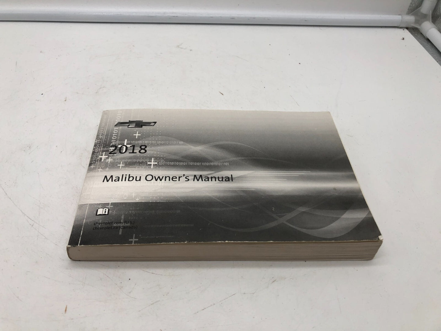 2018 Chevrolet Malibu Owners Manual OEM B02B48004