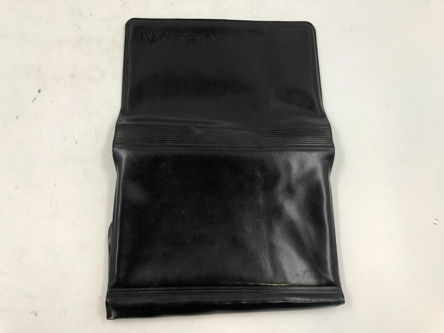 2007 Nissan Owners Manual Case Only OEM B01B02007