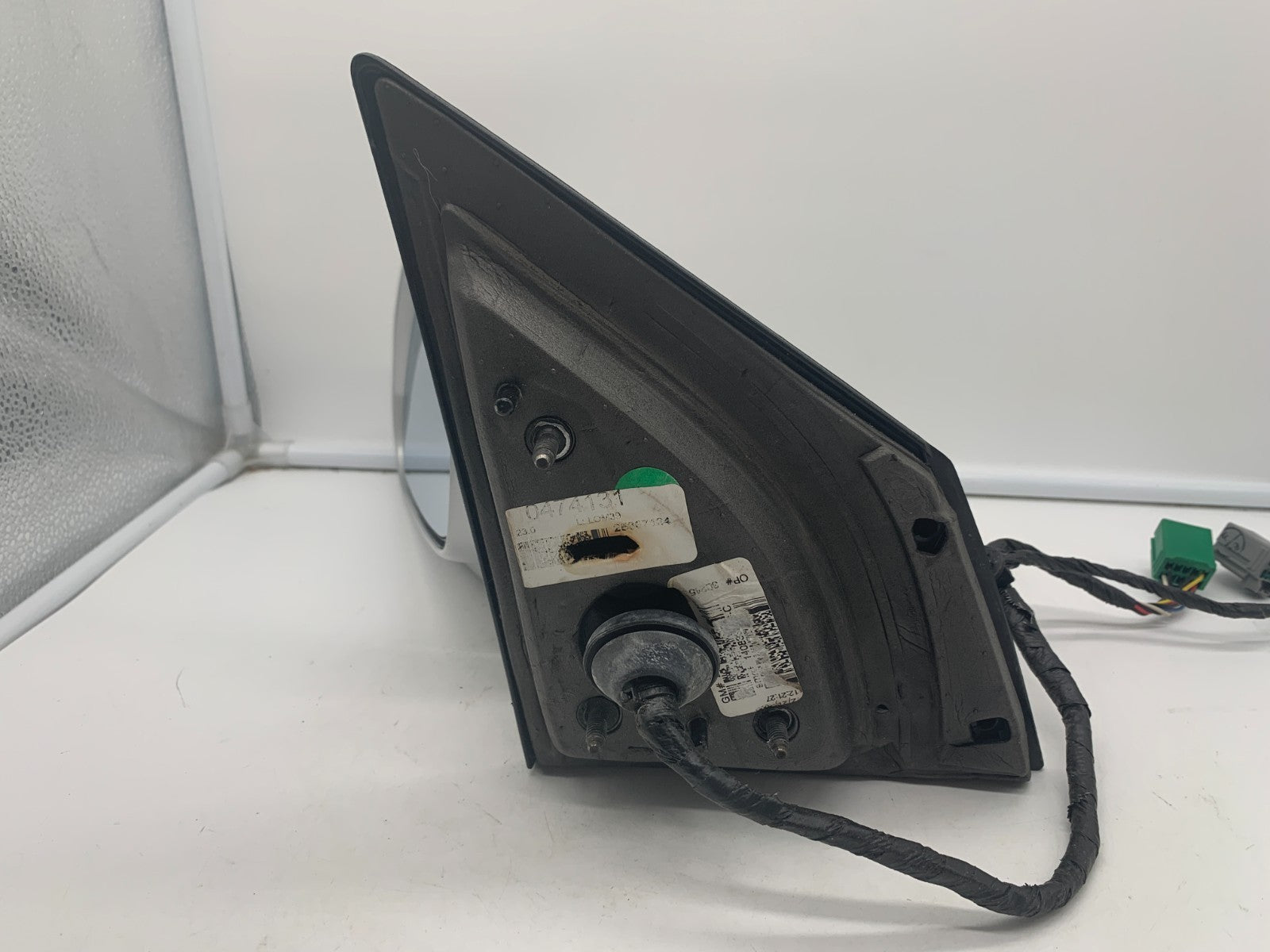 2008-2012 Buick Enclave Driver Side View Power Door Mirror Silver OEM