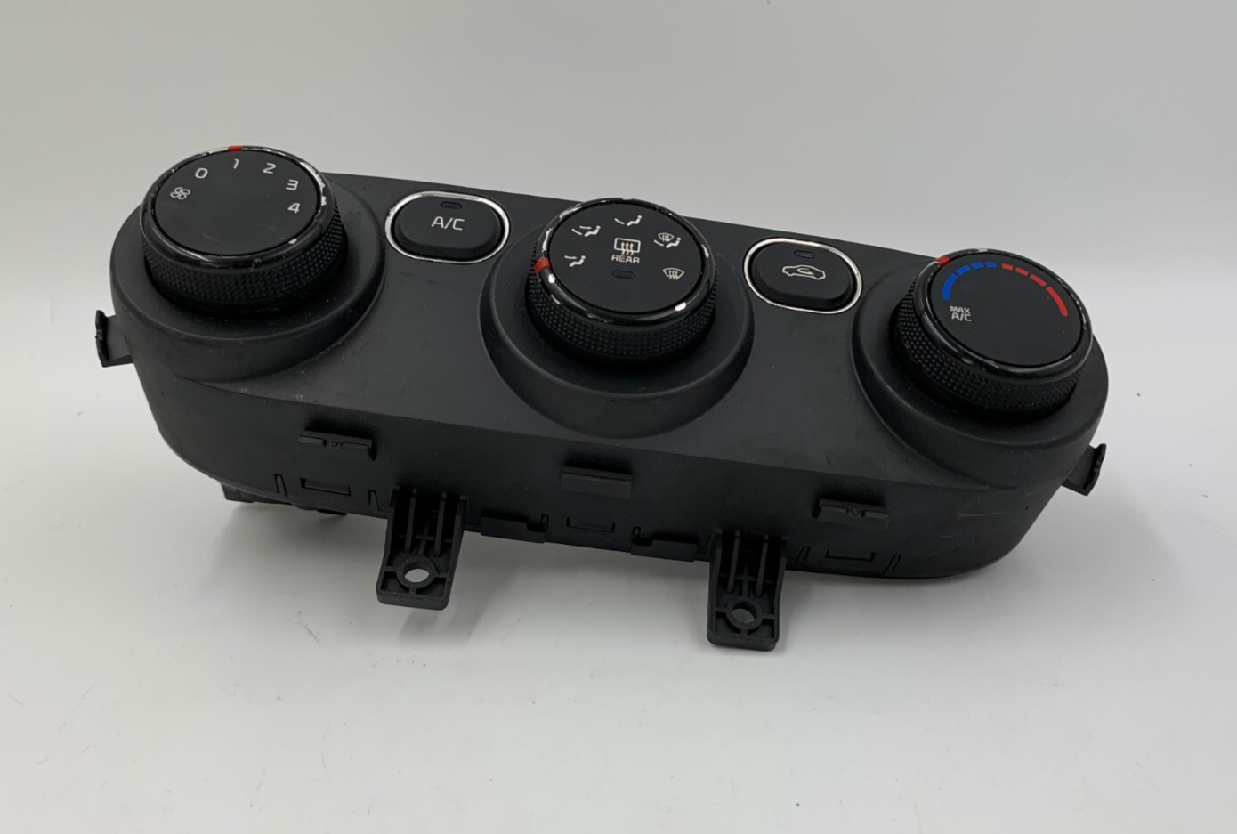 2017-2018 Kia Forte AC Heater Climate Control Unit OEM D01B18073