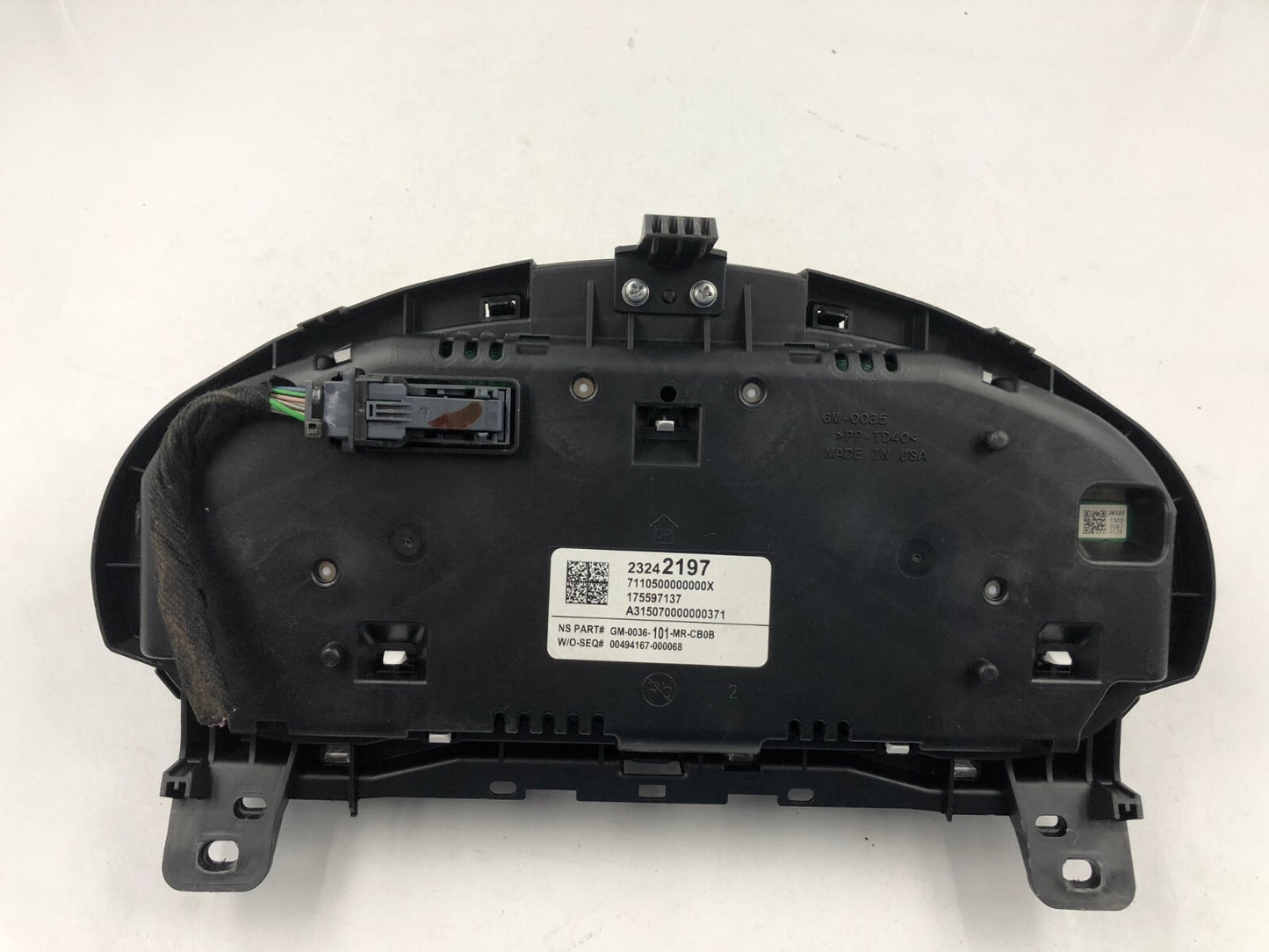 2015 Buick Regal Speedometer Instrument Cluster 11815 Miles OEM C04B64004