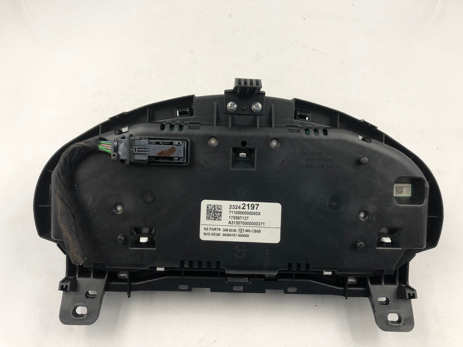 2015 Buick Regal Speedometer Instrument Cluster 11815 Miles OEM C04B64004