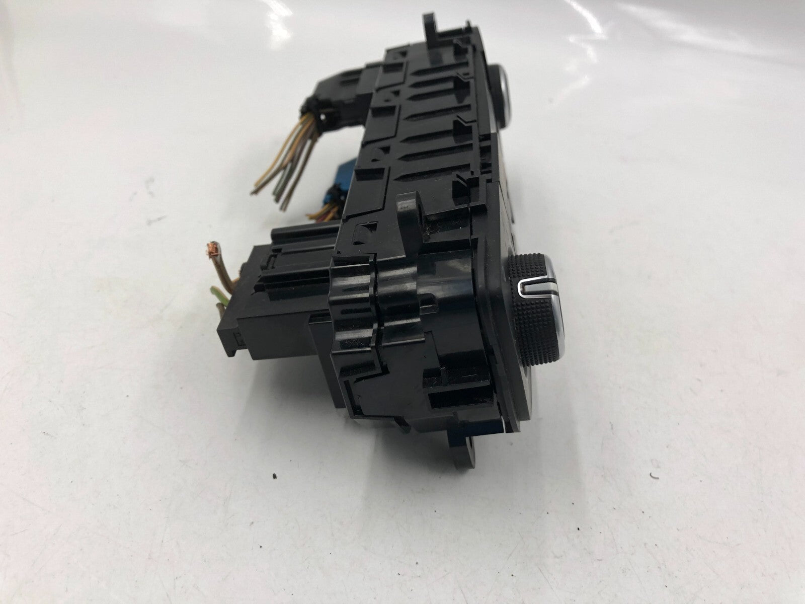 2015-2018 Ford Focus AC Heater Climate Control Unit OEM C02B52011