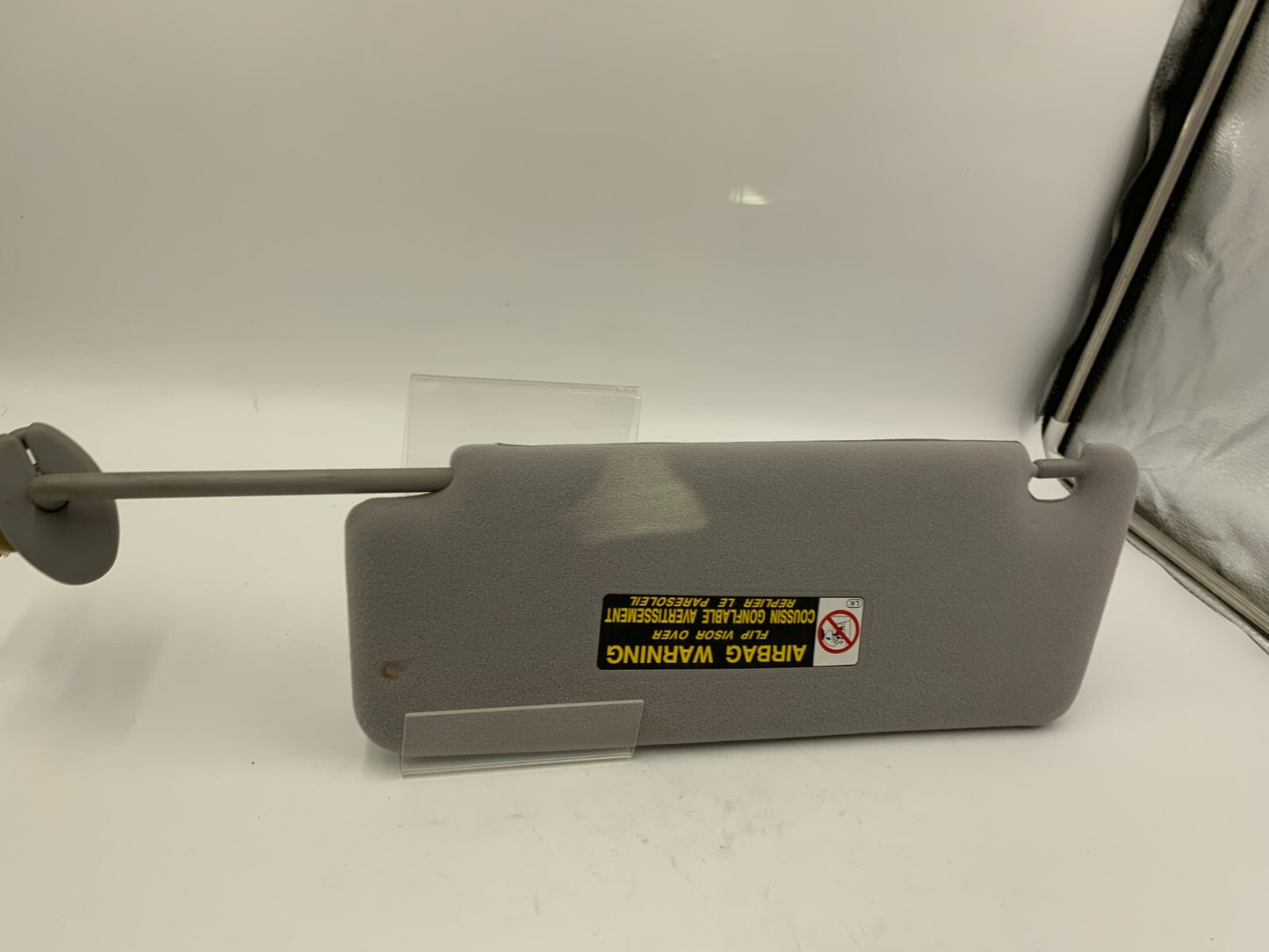 2005-2006 Lexus ES330 Passenger Sun Visor Gray Illumination B03B47065