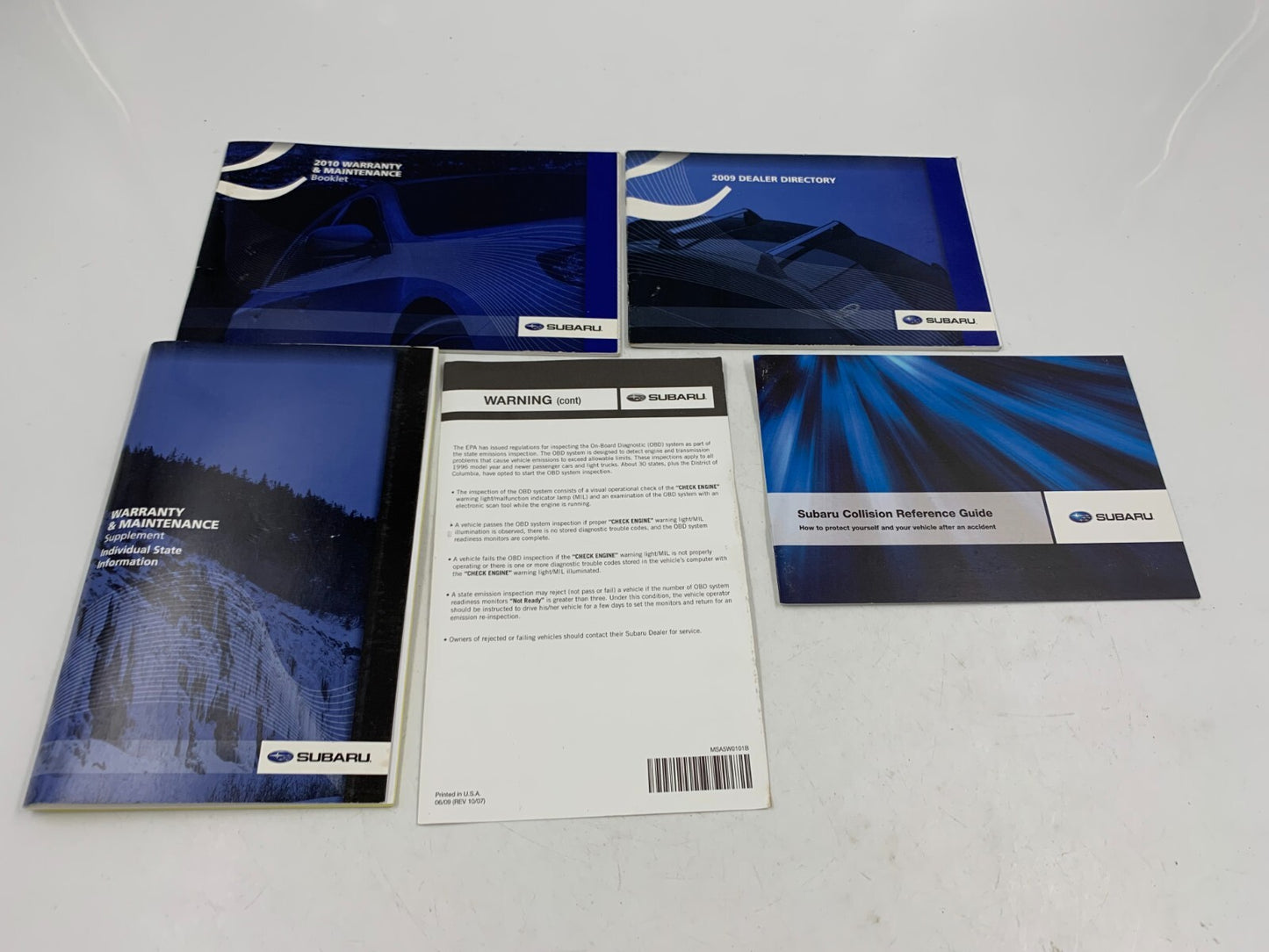 2010 Subaru Legacy Owners Manual Set With Case OEM D02B57008