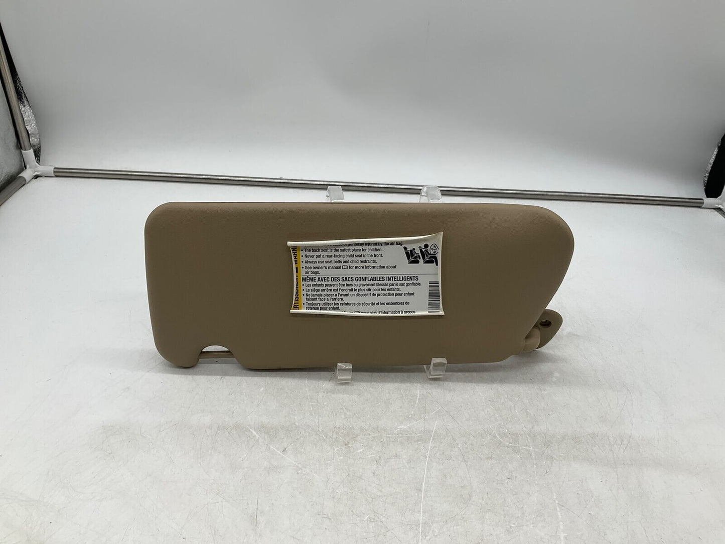 2004-2009 Cadillac SRX Passenger Sun Visor Tan Illuminated OEM A02B45030
