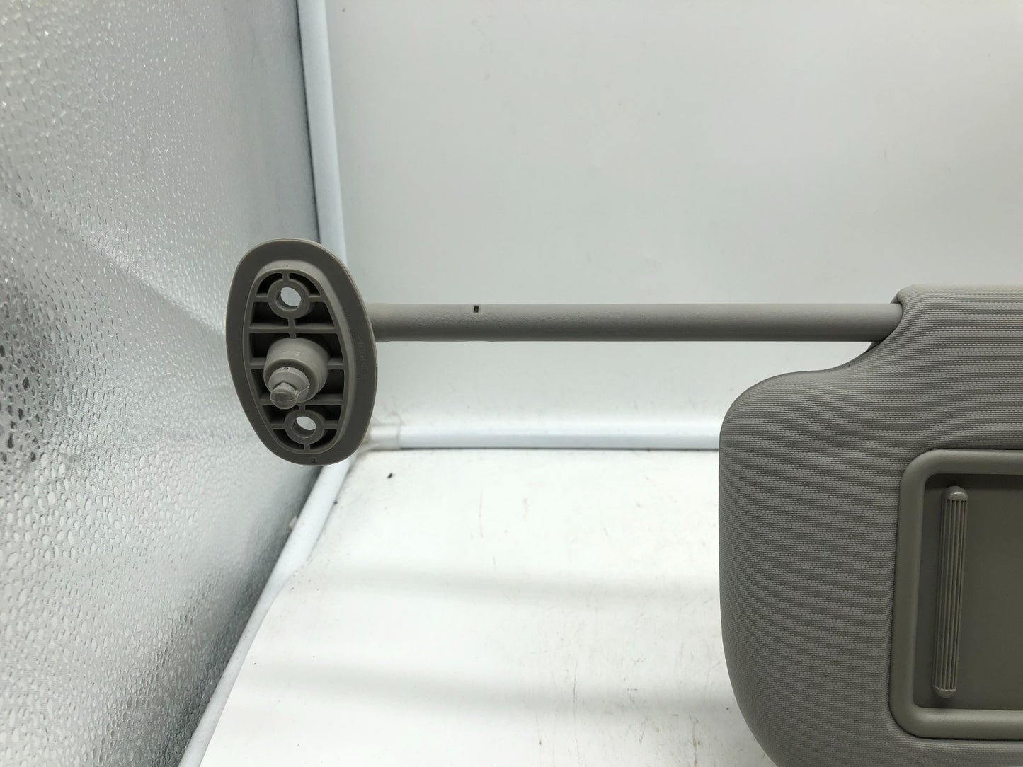 2014-2019 Kia Soul Driver Sun Visor Illuminated Gray OEM C03B46004